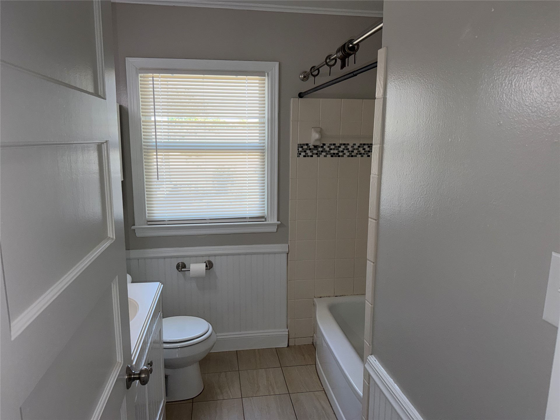 3927 E 2nd Street E Tulsa OK 74112