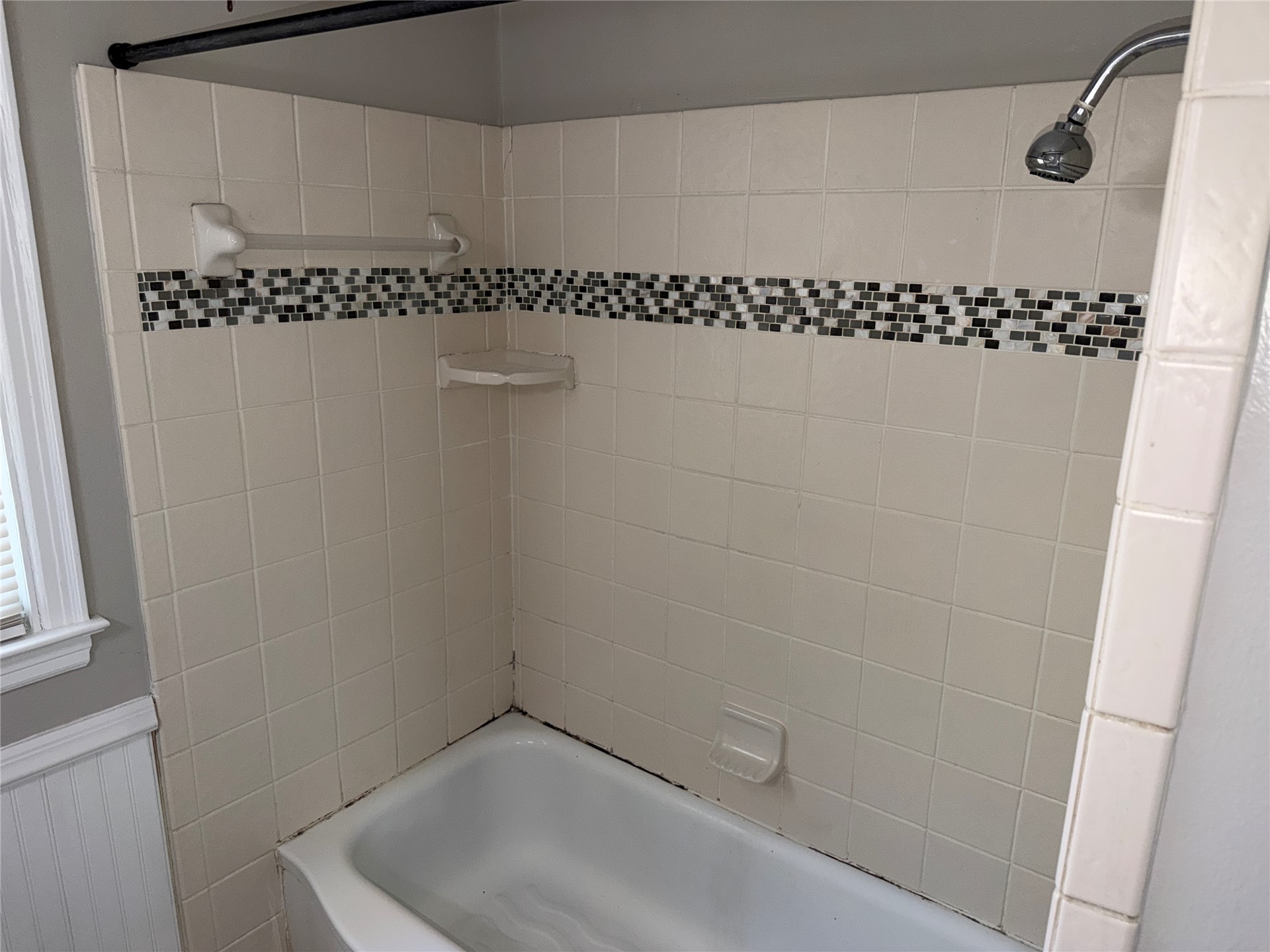 3927 E 2nd Street E Tulsa OK 74112