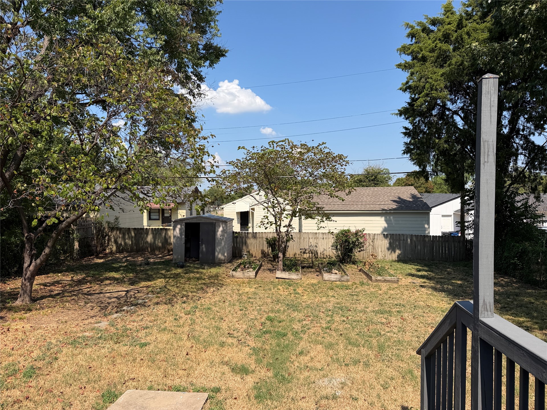 3927 E 2nd Street E Tulsa OK 74112