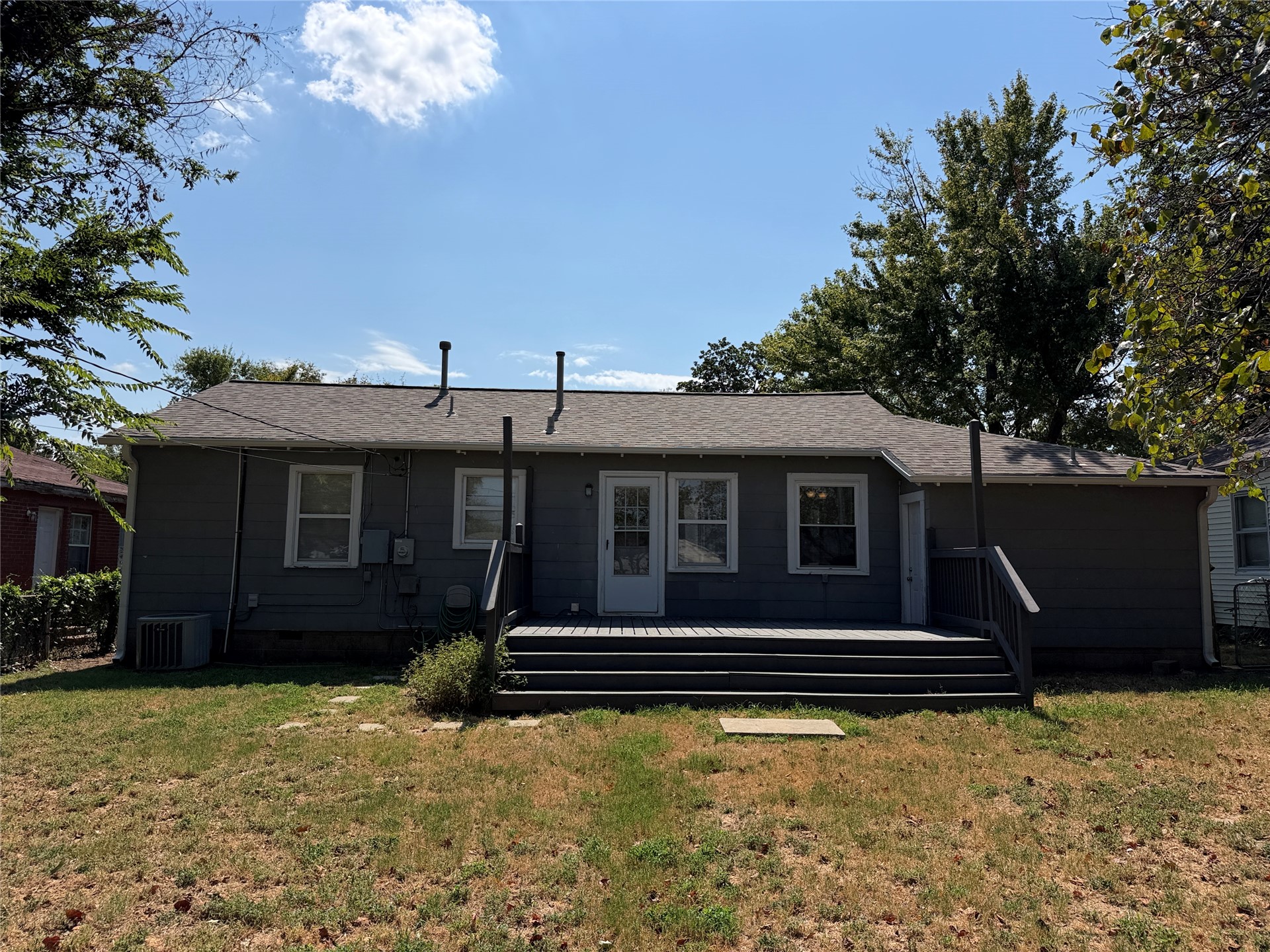 3927 E 2nd Street E Tulsa OK 74112
