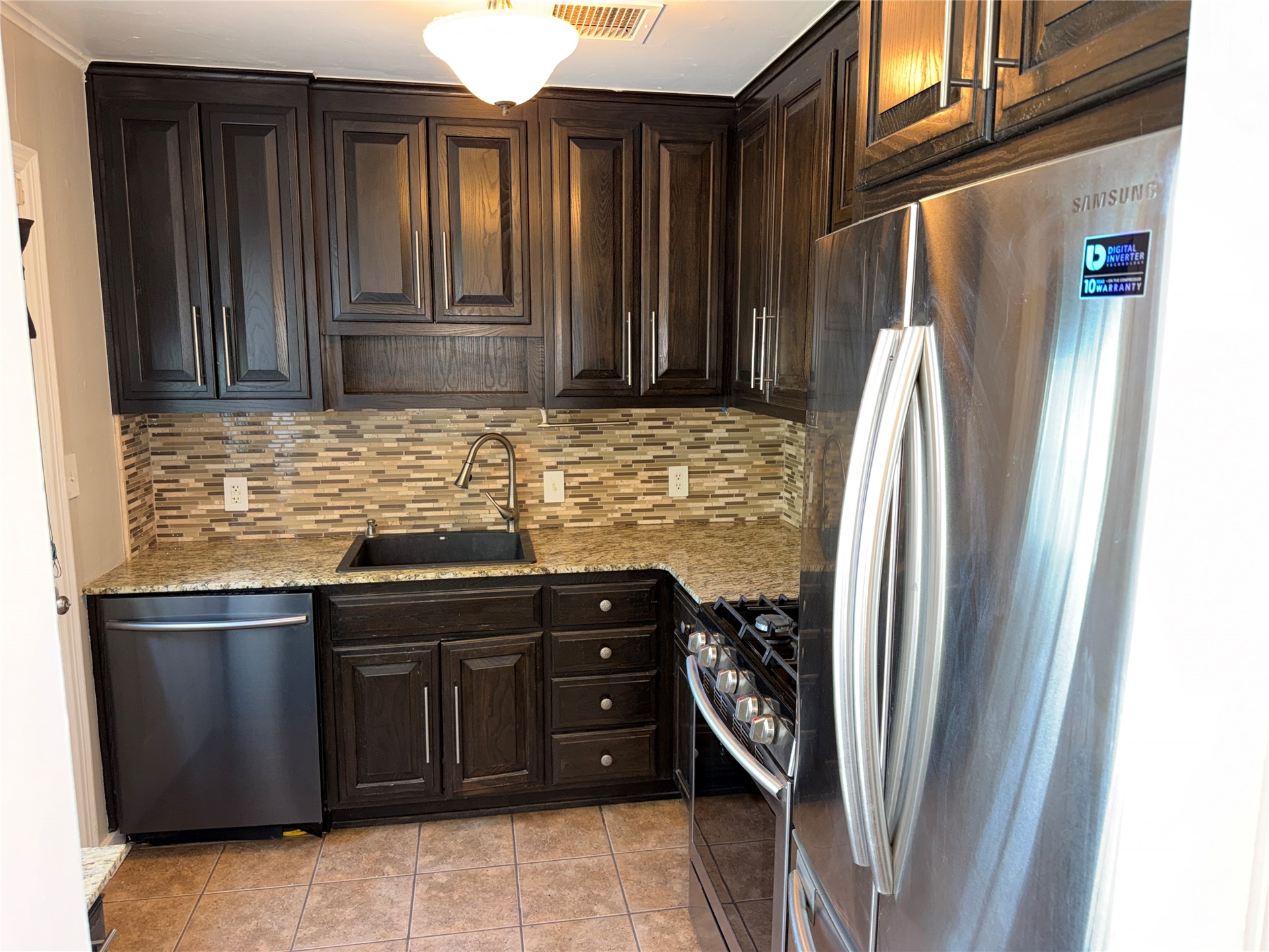 3927 E 2nd Street E Tulsa OK 74112
