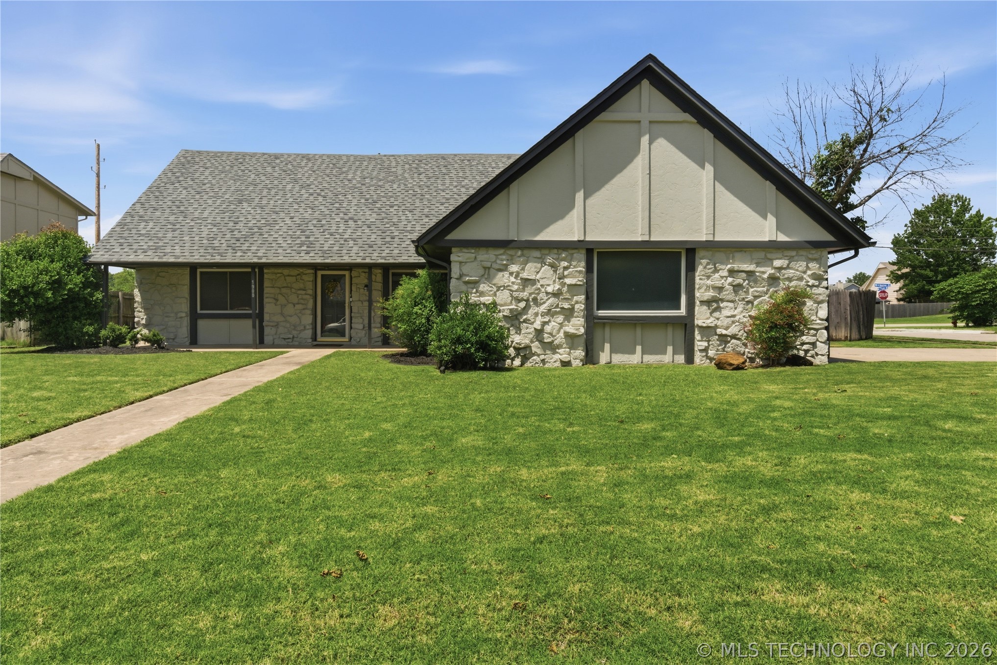 1900 W Indianola Street Broken Arrow OK 74012