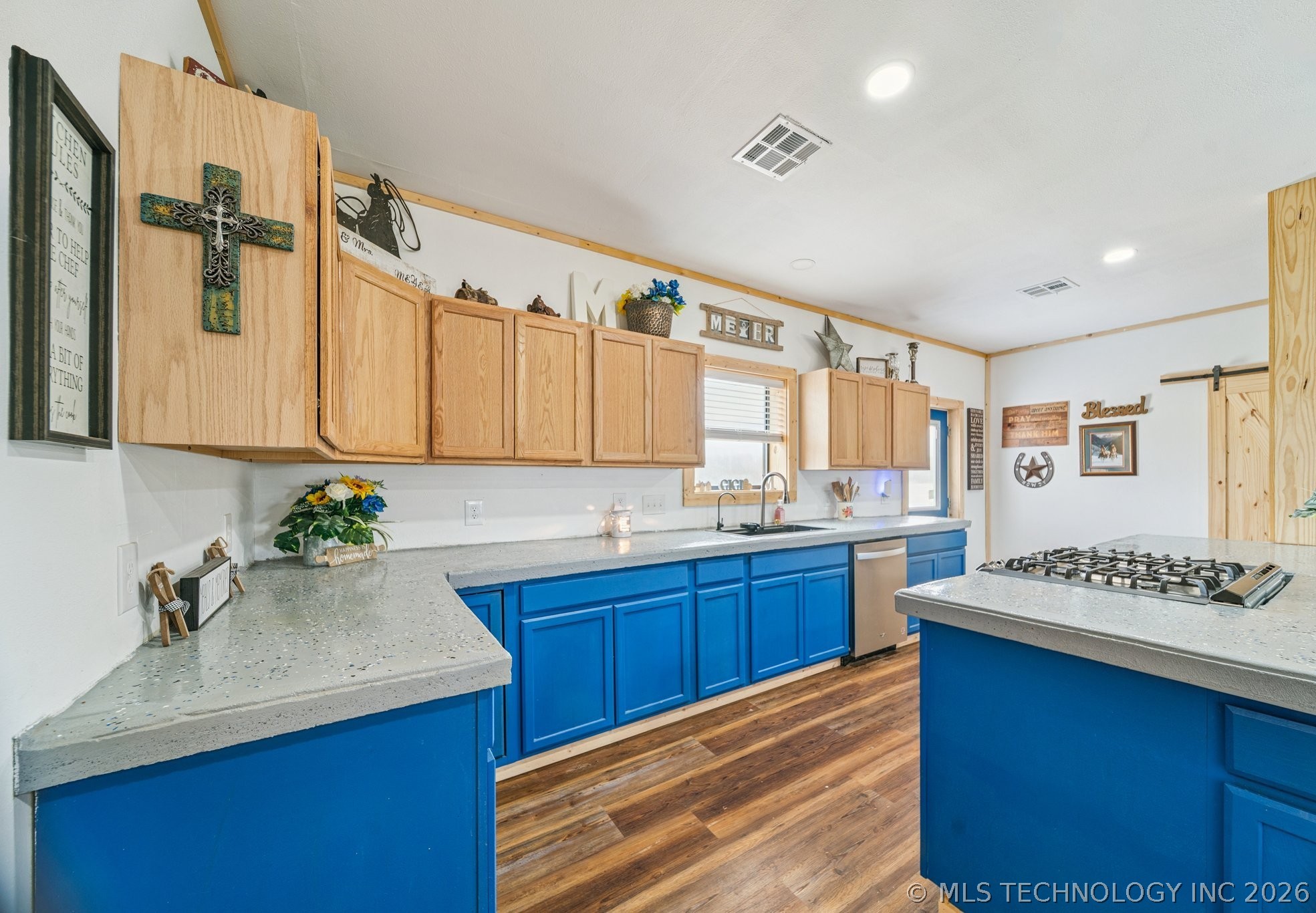 1450 W 520 Road Pryor OK 74361