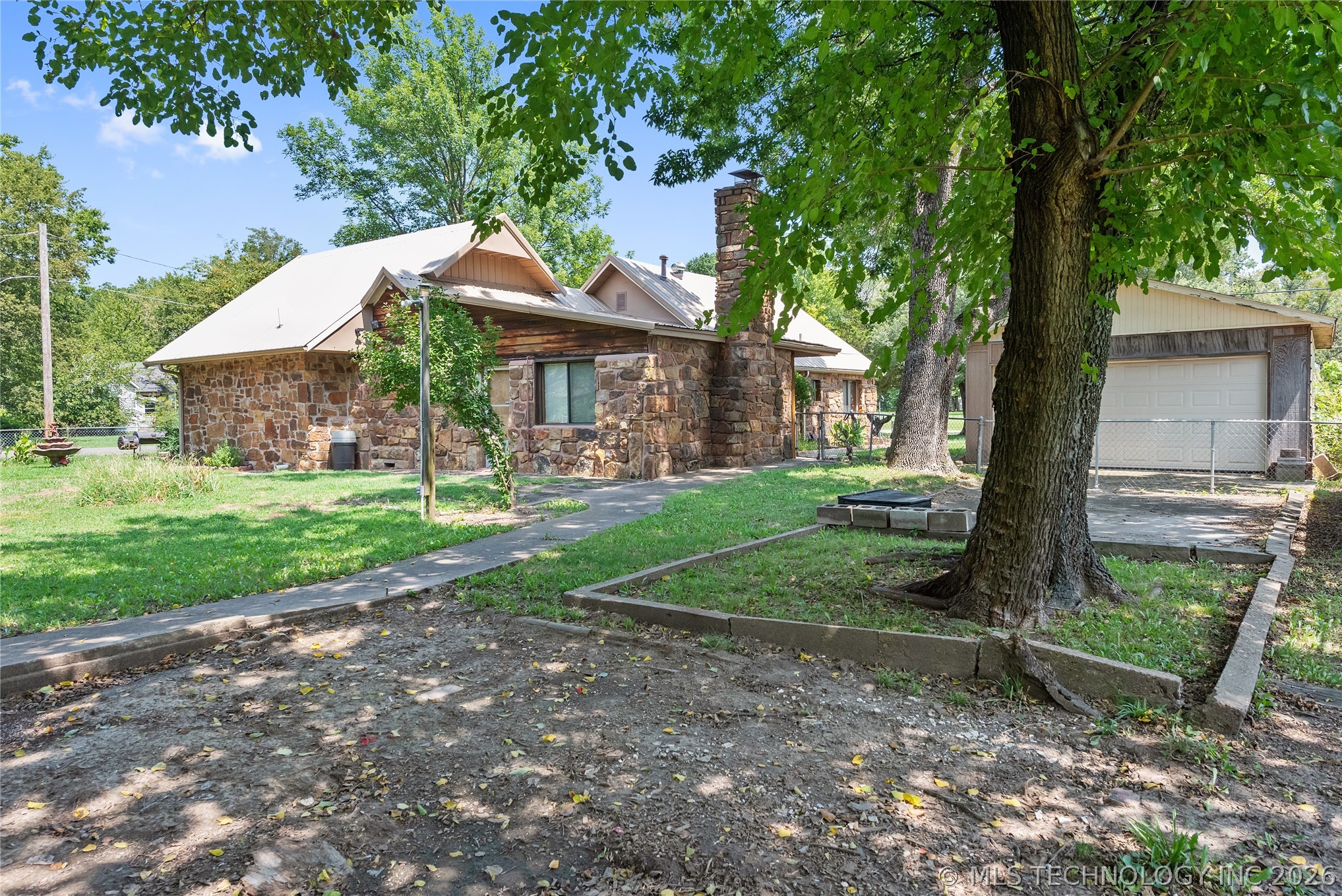811 N State Street Wagoner OK 74467
