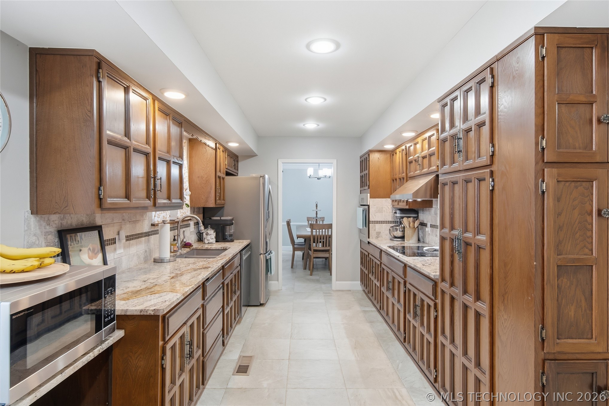 2605 E 72nd Street Tulsa OK 74136