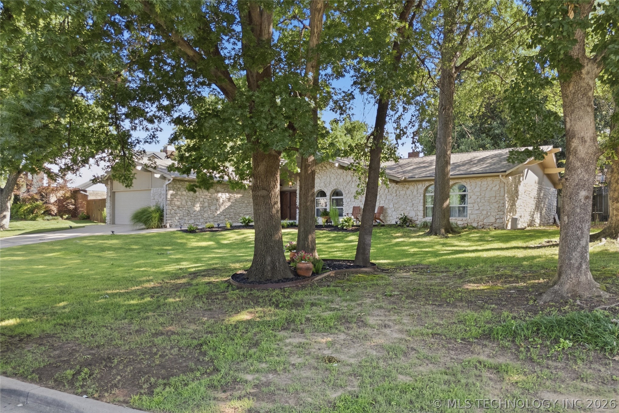2605 E 72nd Street Tulsa OK 74136