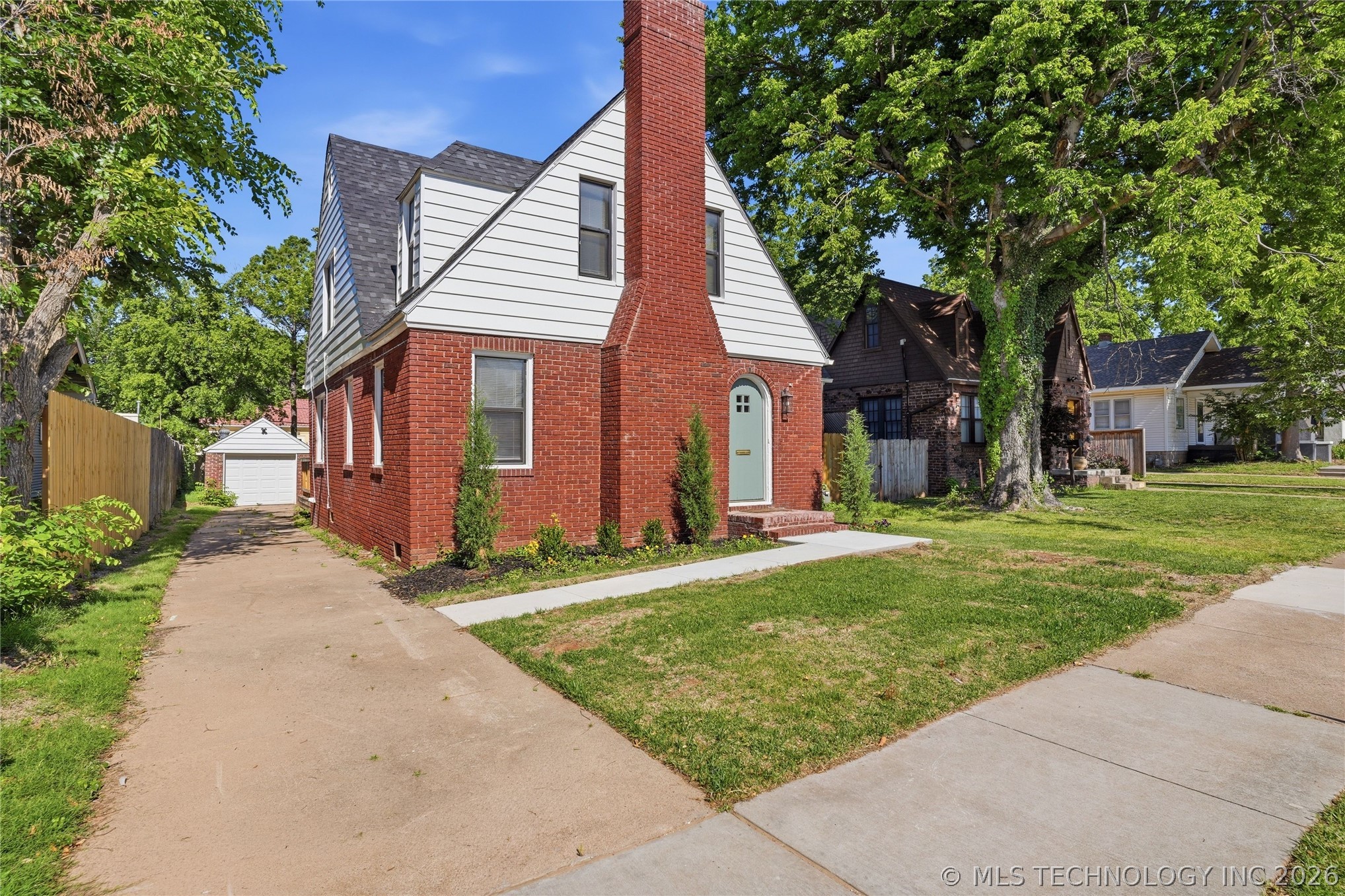 1628 S Victor Avenue Tulsa OK 74104