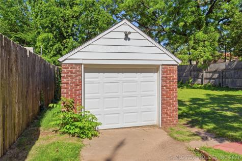 1628 S Victor Avenue Tulsa OK 74104