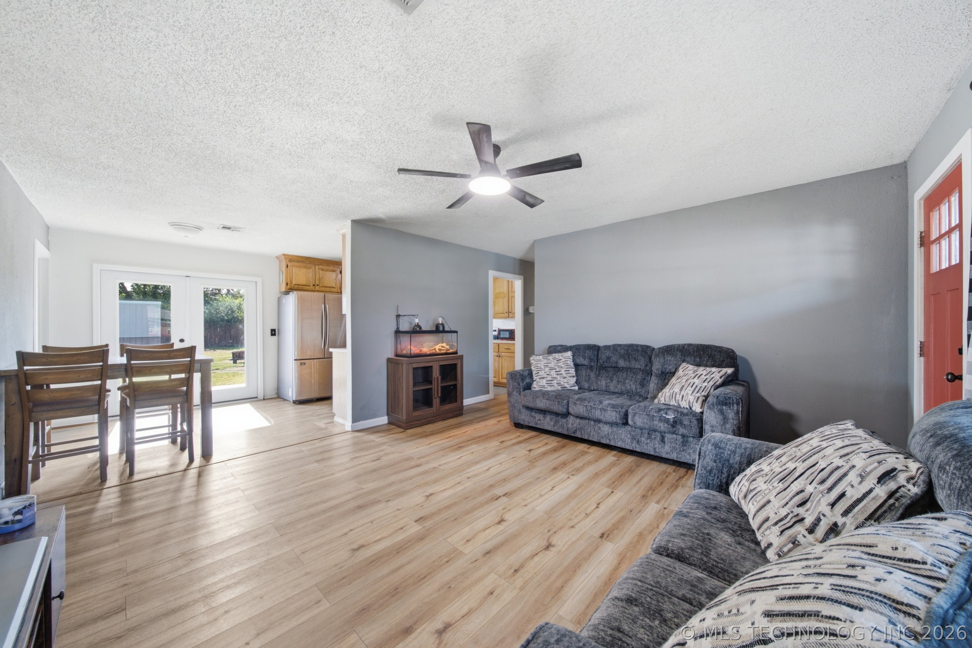 111 S 6th Street Morris OK 74445