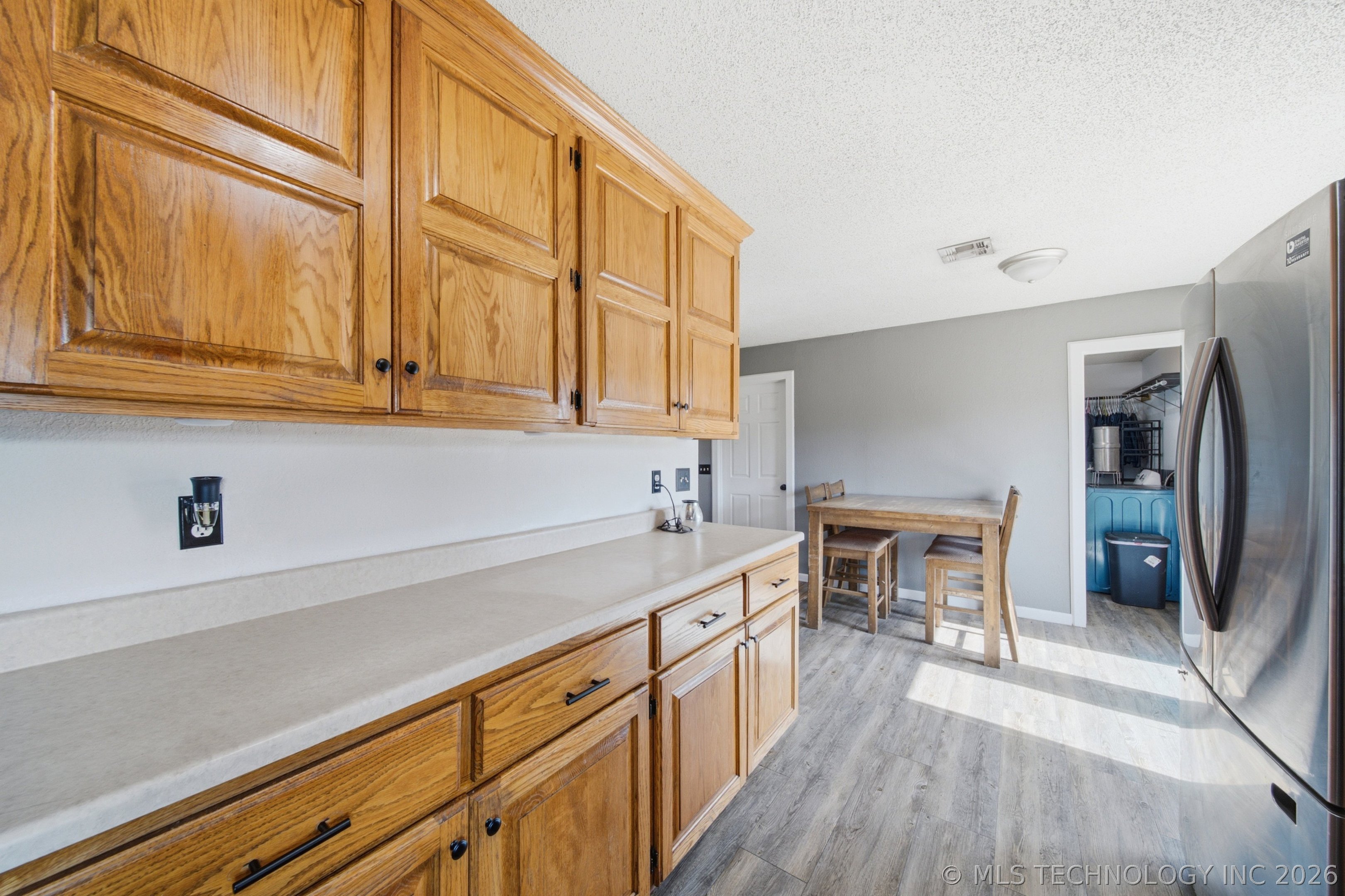 111 S 6th Street Morris OK 74445