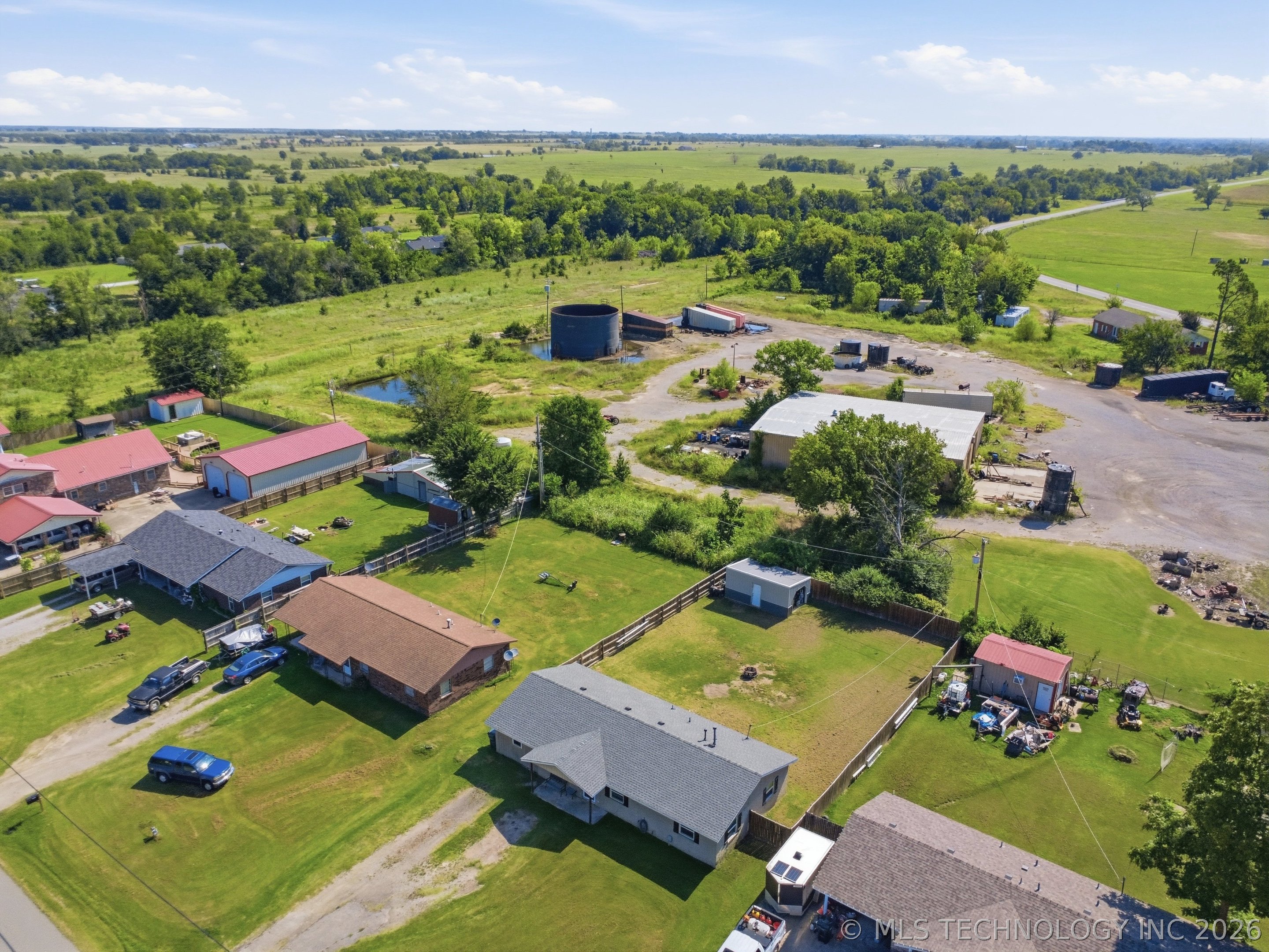 111 S 6th Street Morris OK 74445