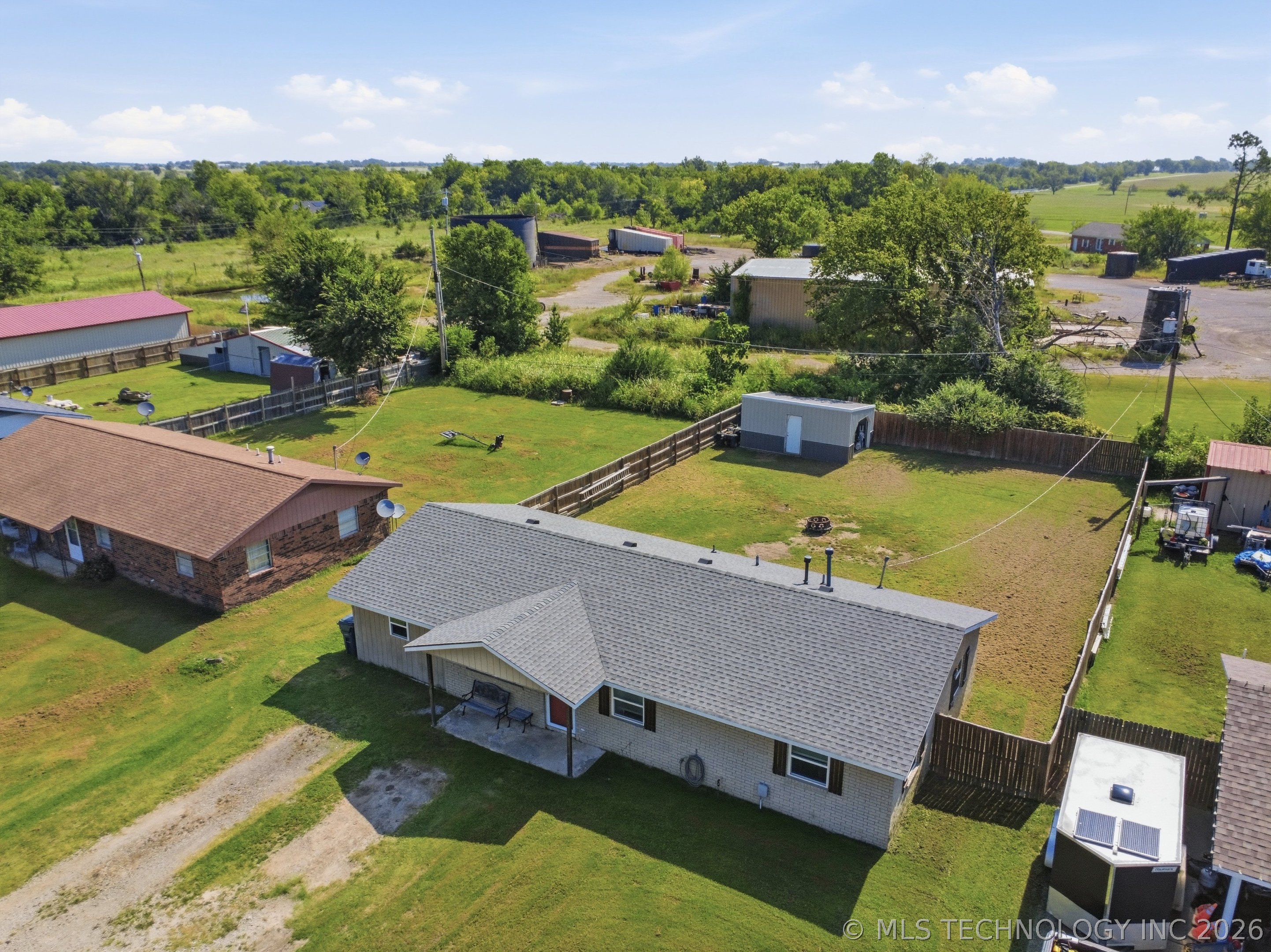 111 S 6th Street Morris OK 74445