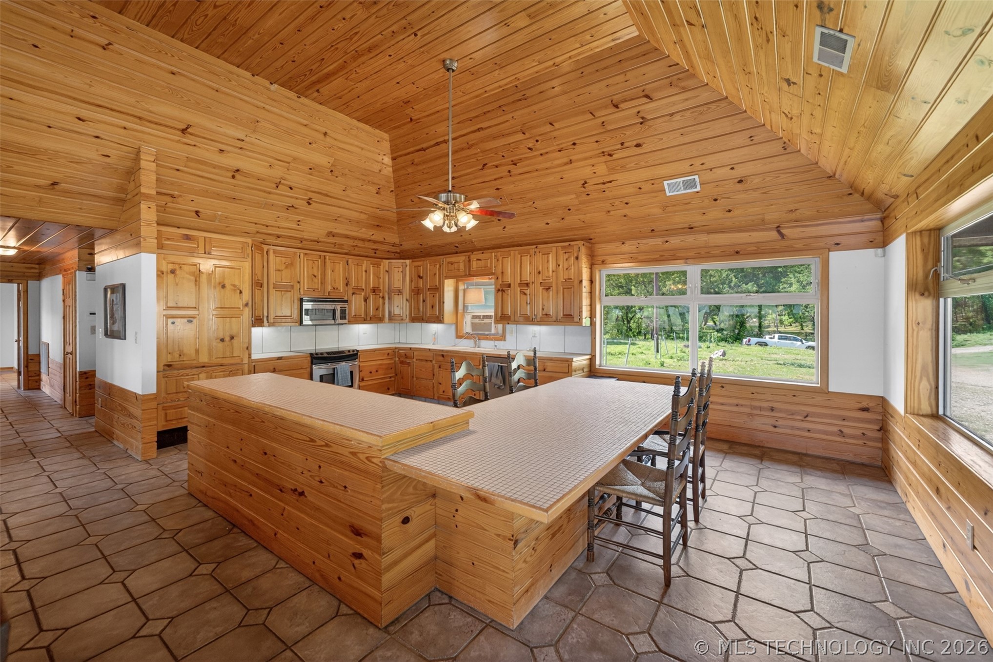 9212 N 447 Road Spavinaw OK 74366
