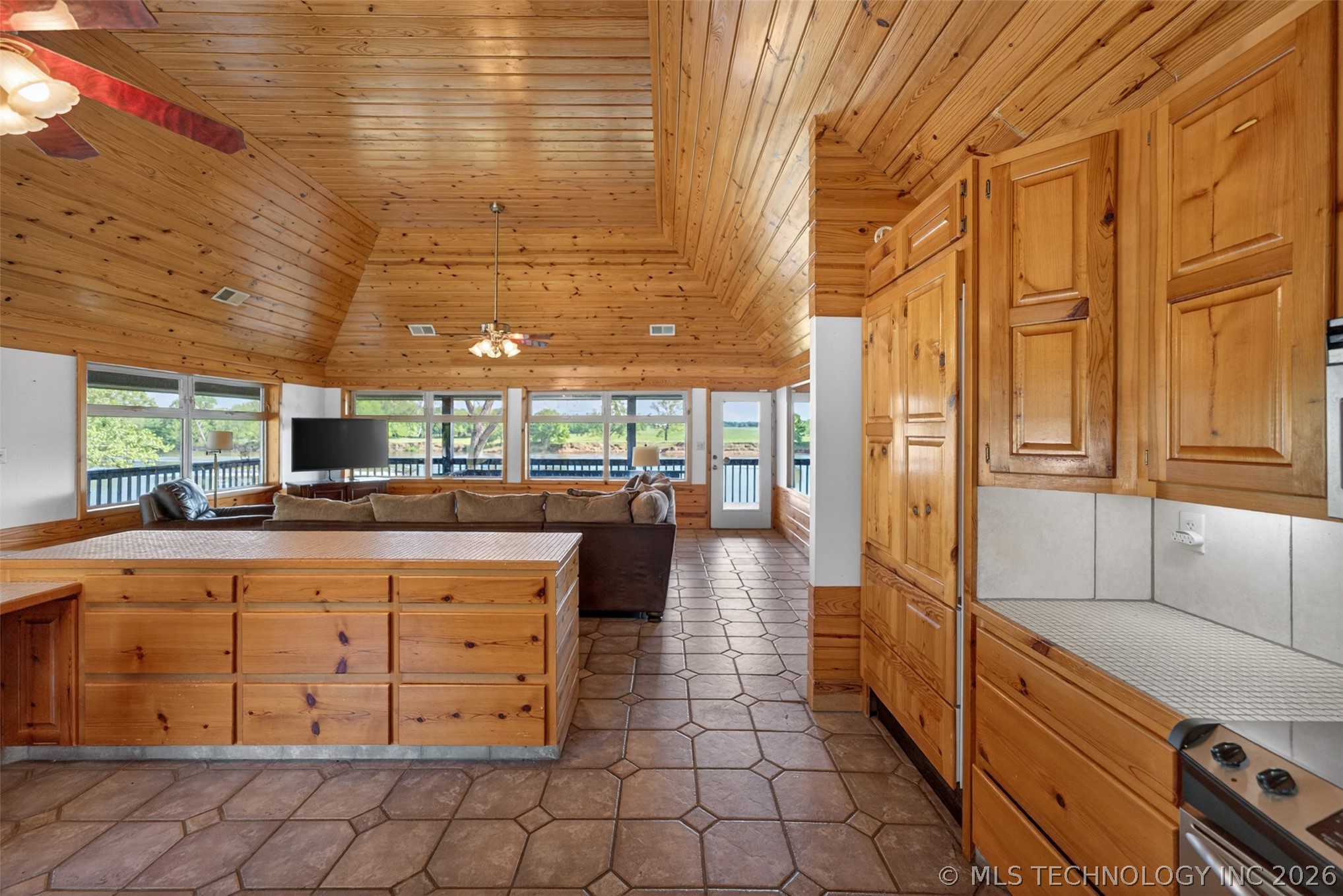 9212 N 447 Road Spavinaw OK 74366