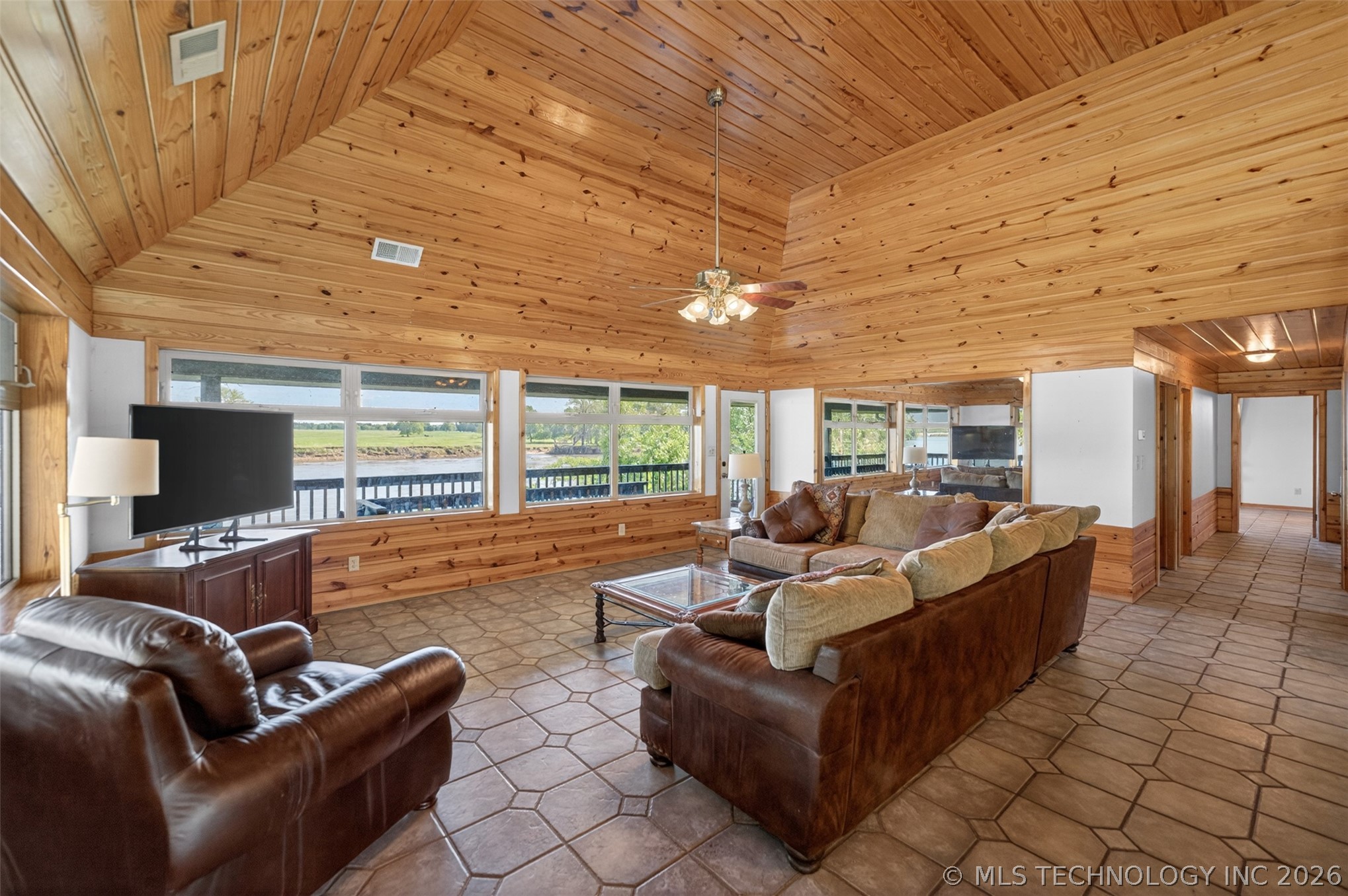 9212 N 447 Road Spavinaw OK 74366