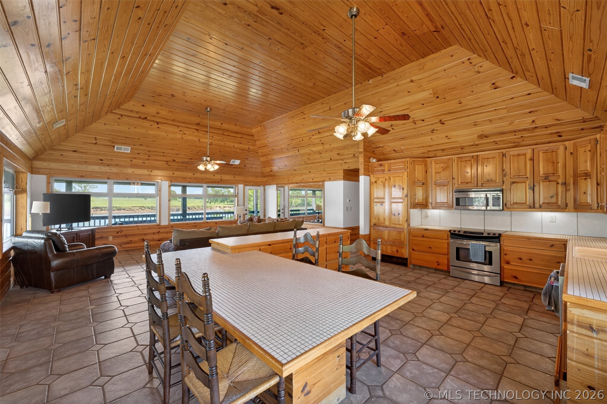 9212 N 447 Road Spavinaw OK 74366