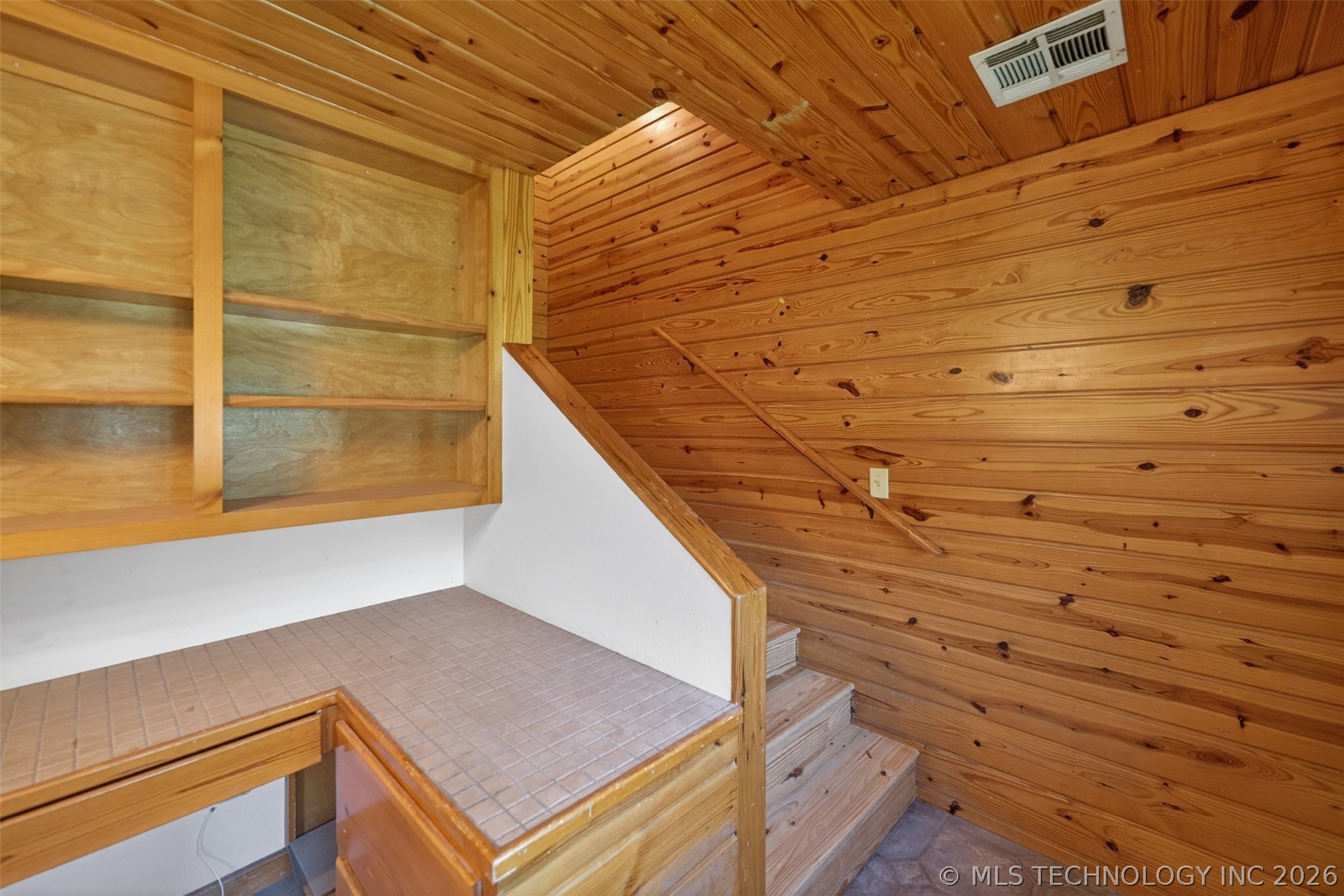 9212 N 447 Road Spavinaw OK 74366