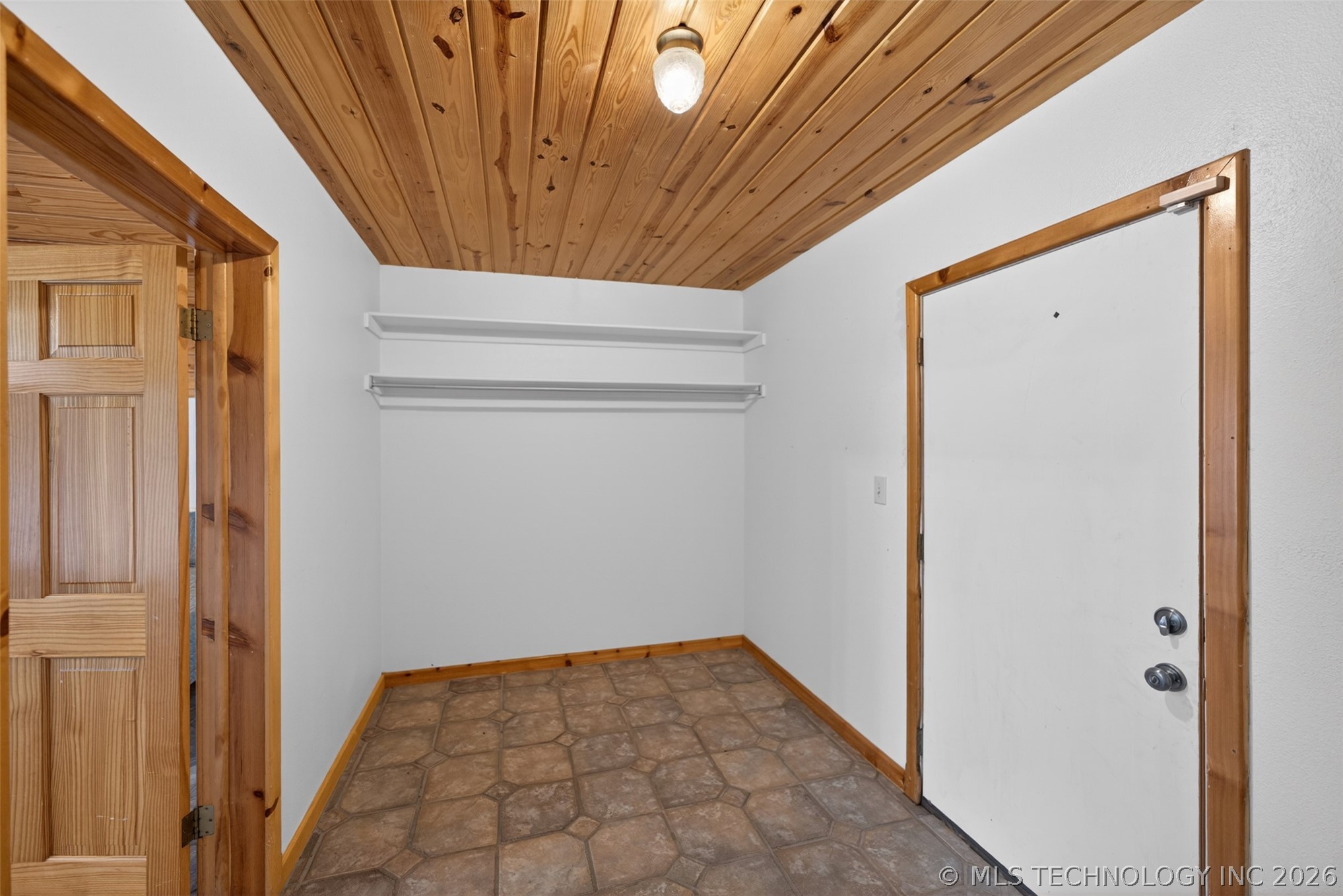 9212 N 447 Road Spavinaw OK 74366