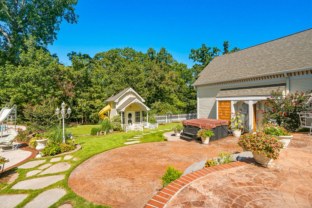 1009 SE County Road Ada OK 74820