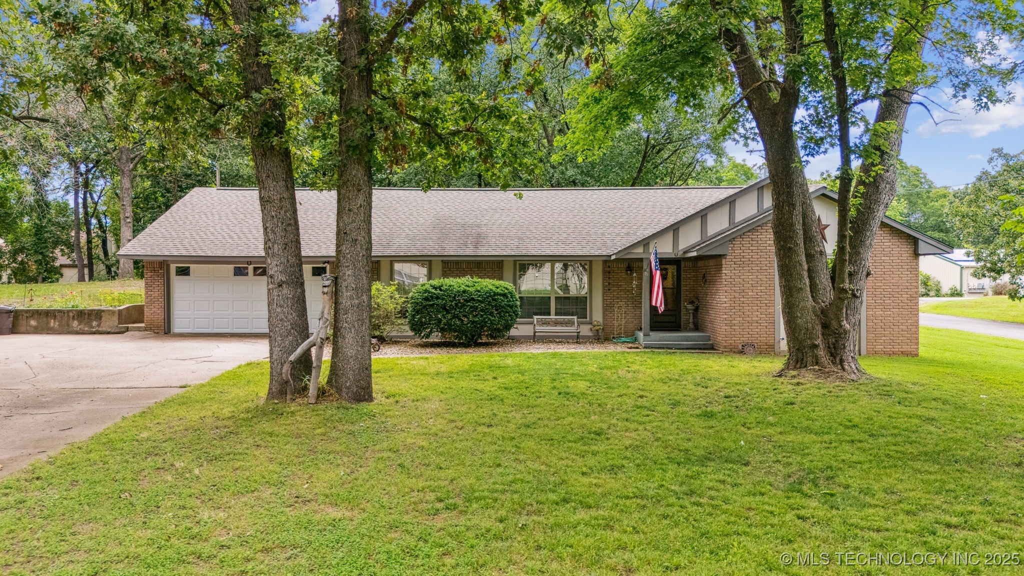 16 Big Bluff Street Pryor OK 74361