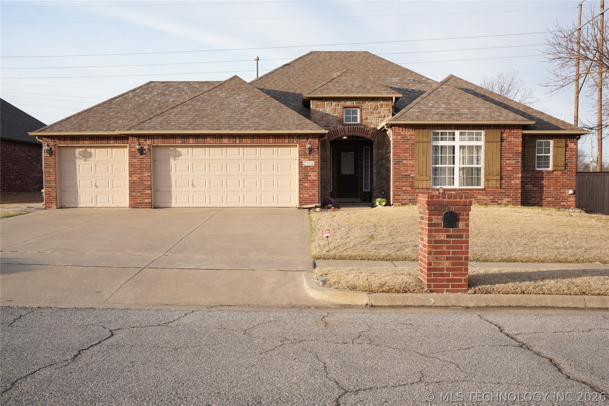 2312 E Queens Street Broken Arrow OK 74012