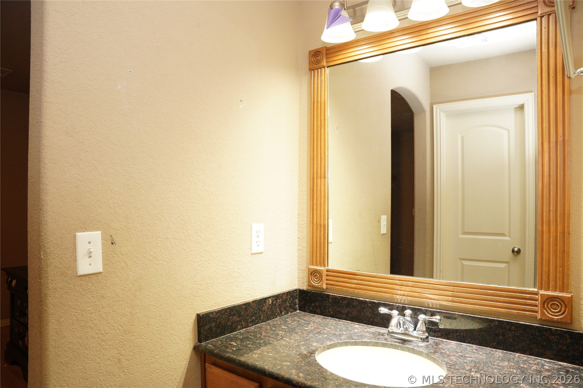 2312 E Queens Street Broken Arrow OK 74012