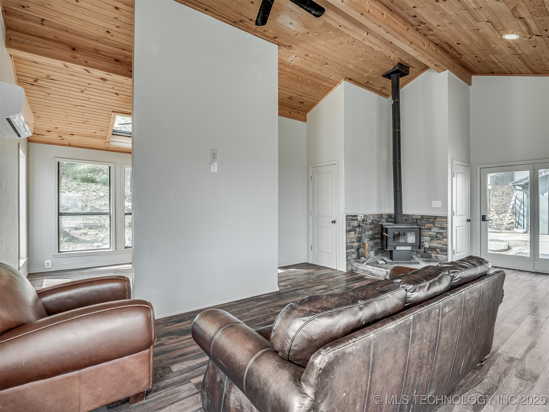 1645 Marian Lane Eufaula OK 74432