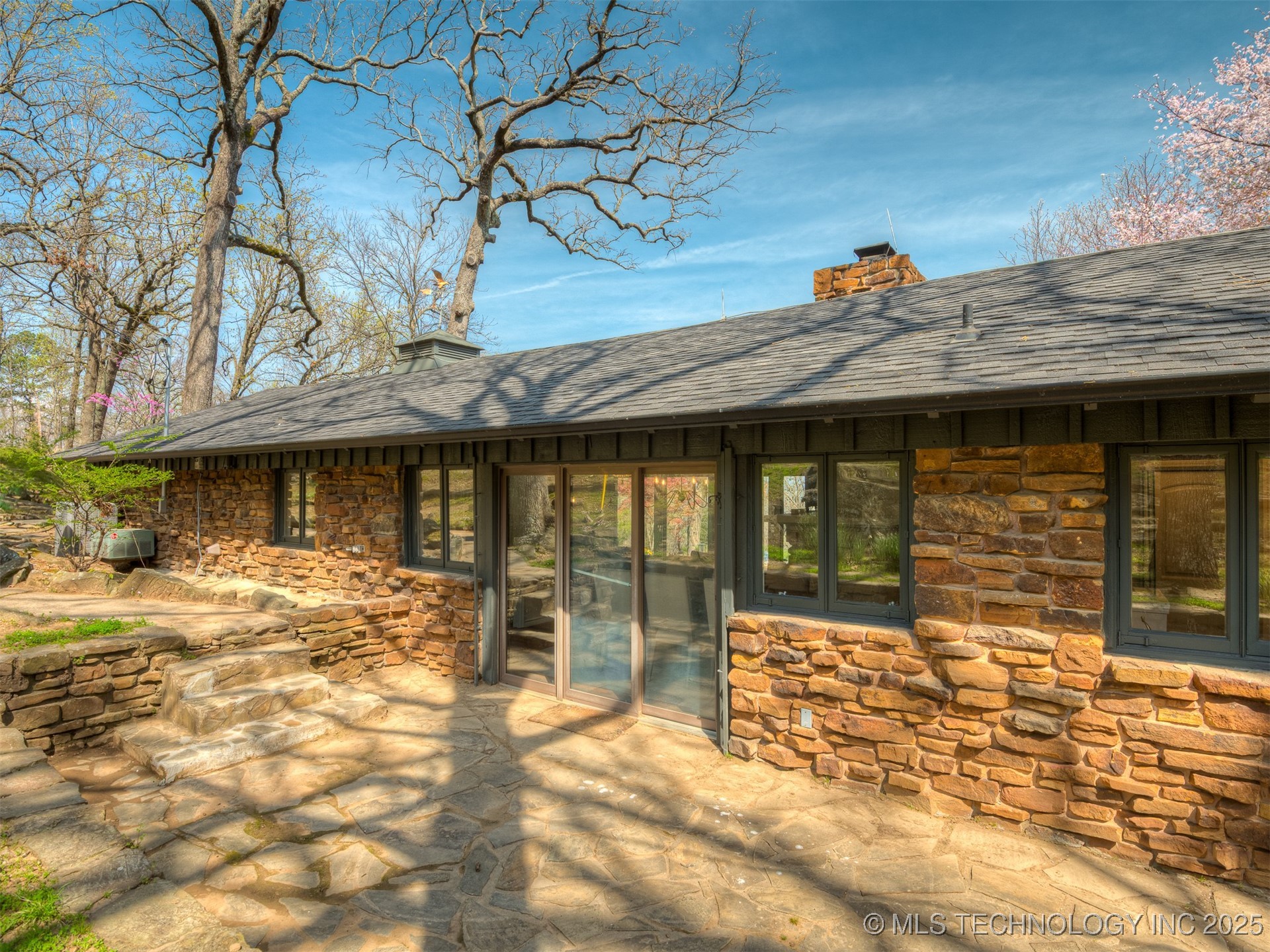1645 Marian Lane Eufaula OK 74432