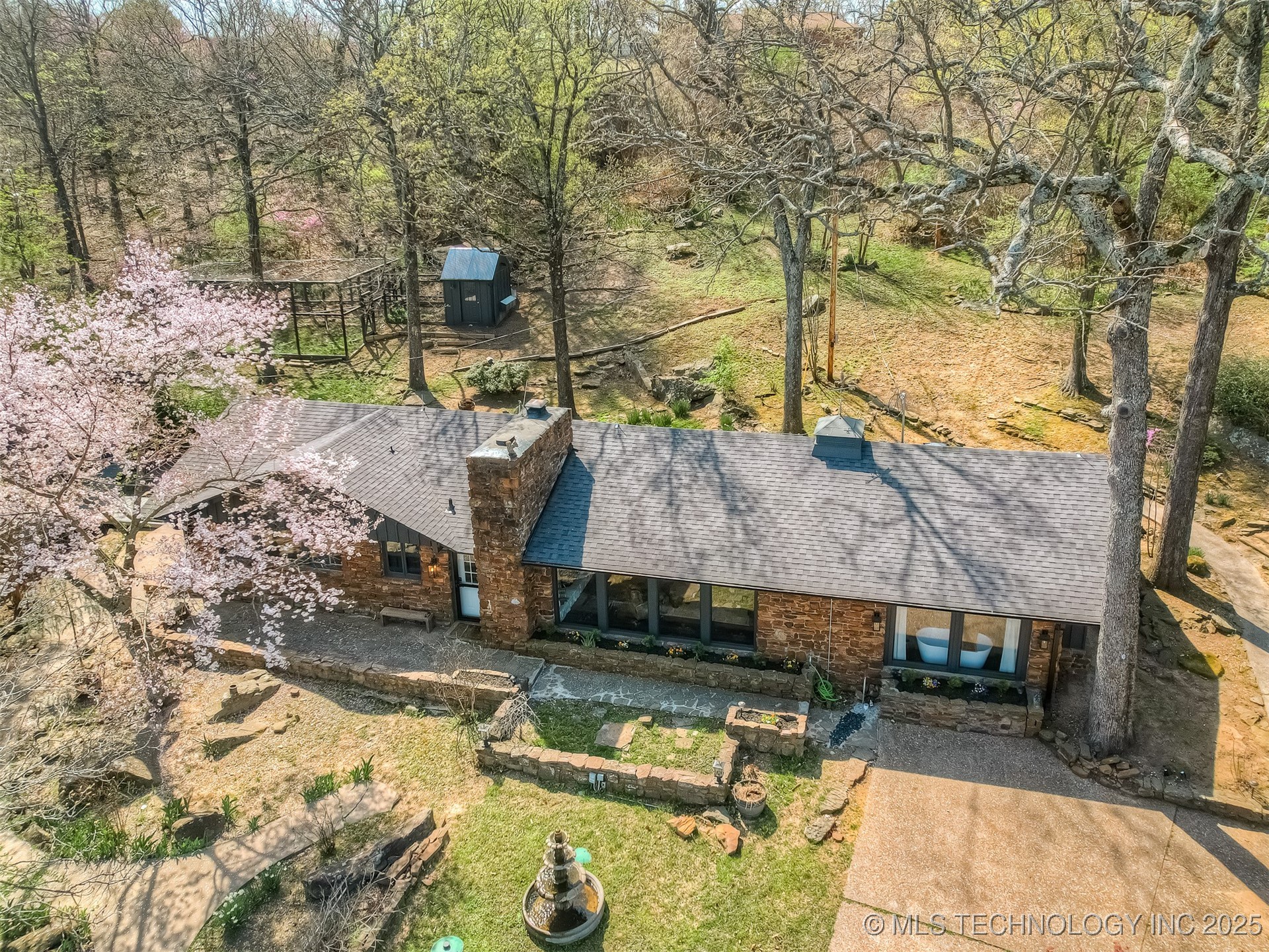 1645 Marian Lane Eufaula OK 74432