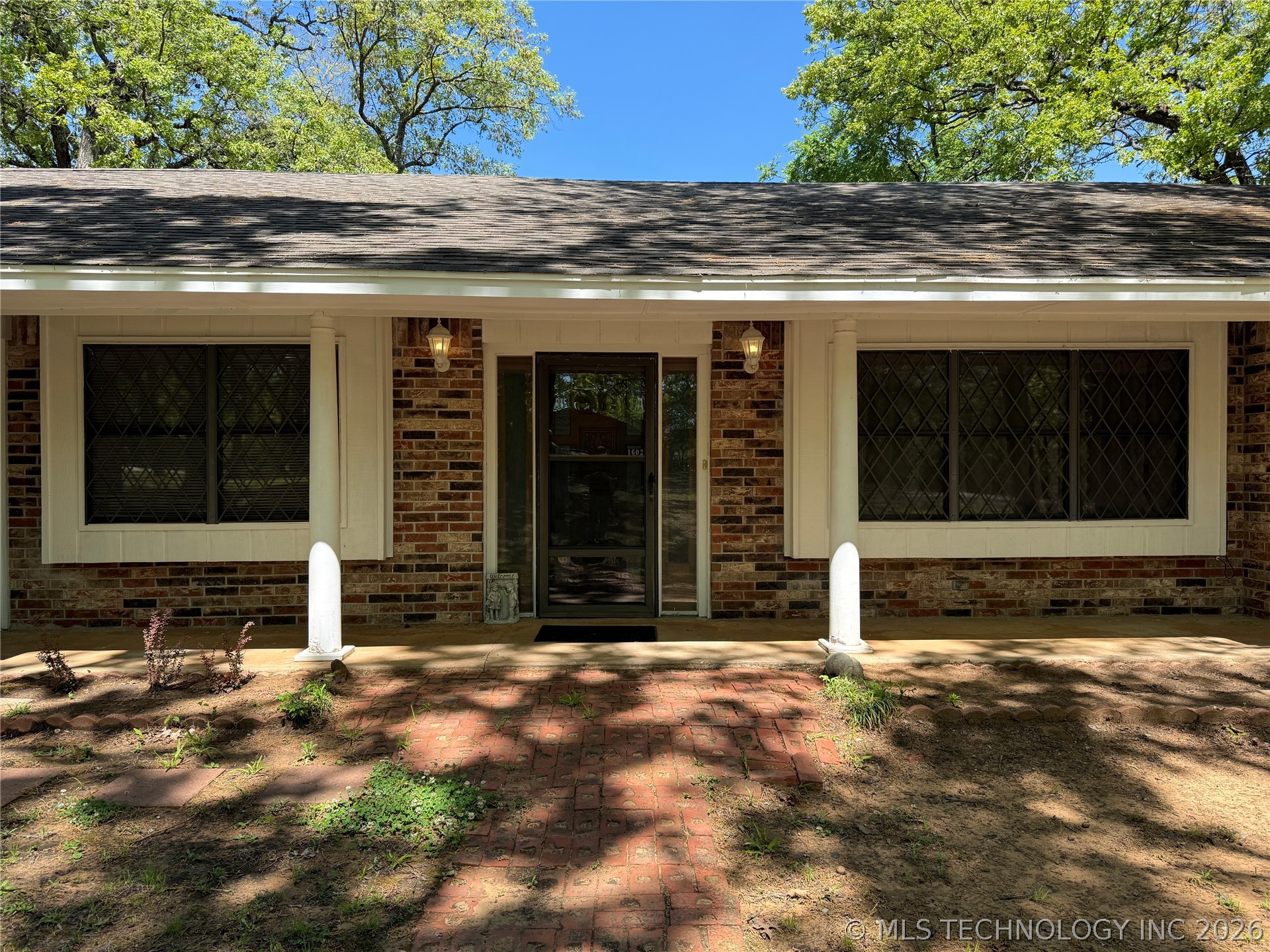 1602 Skyline Durant OK 74701