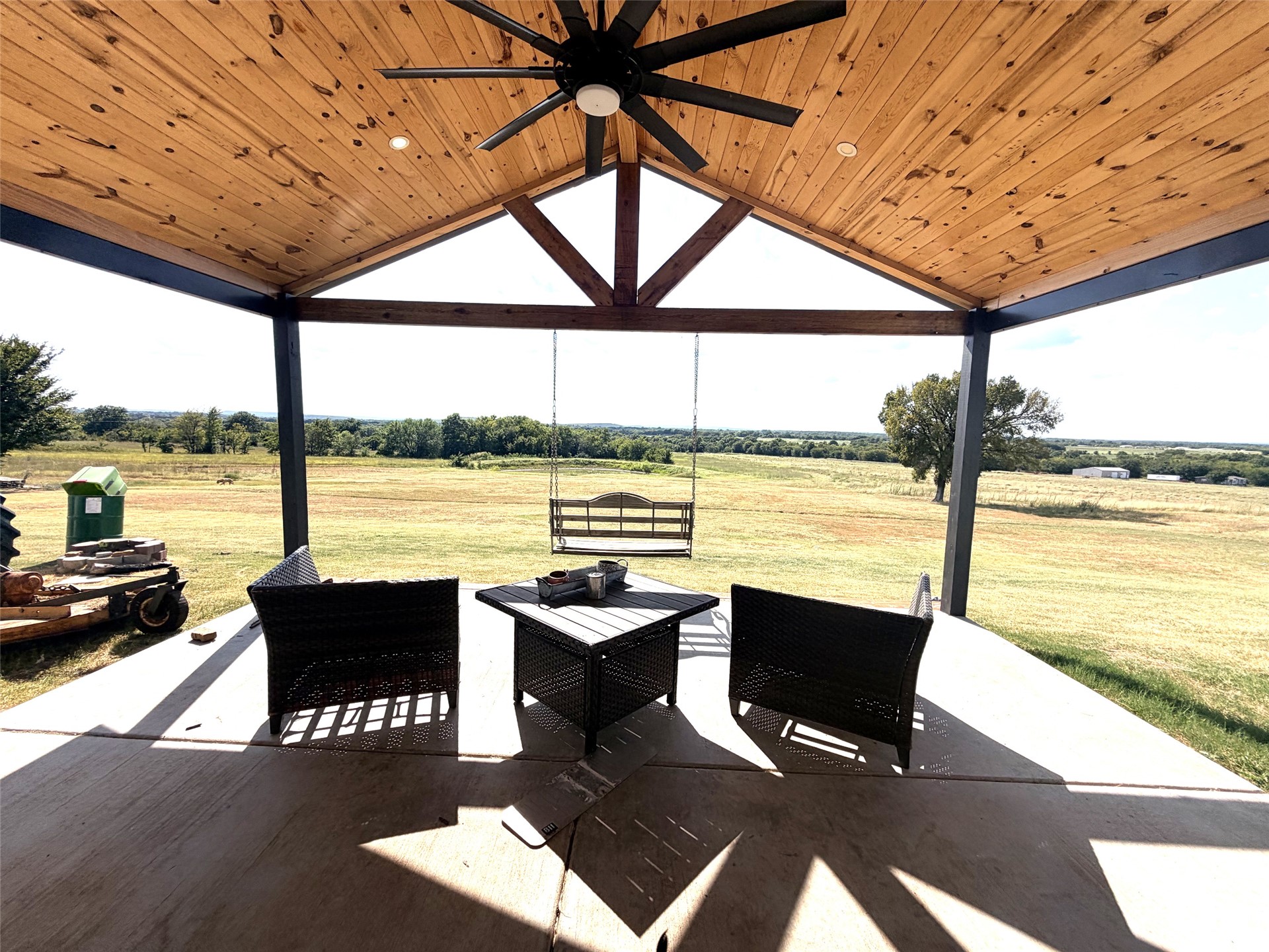 22325 S 310 Road Henryetta OK 74437