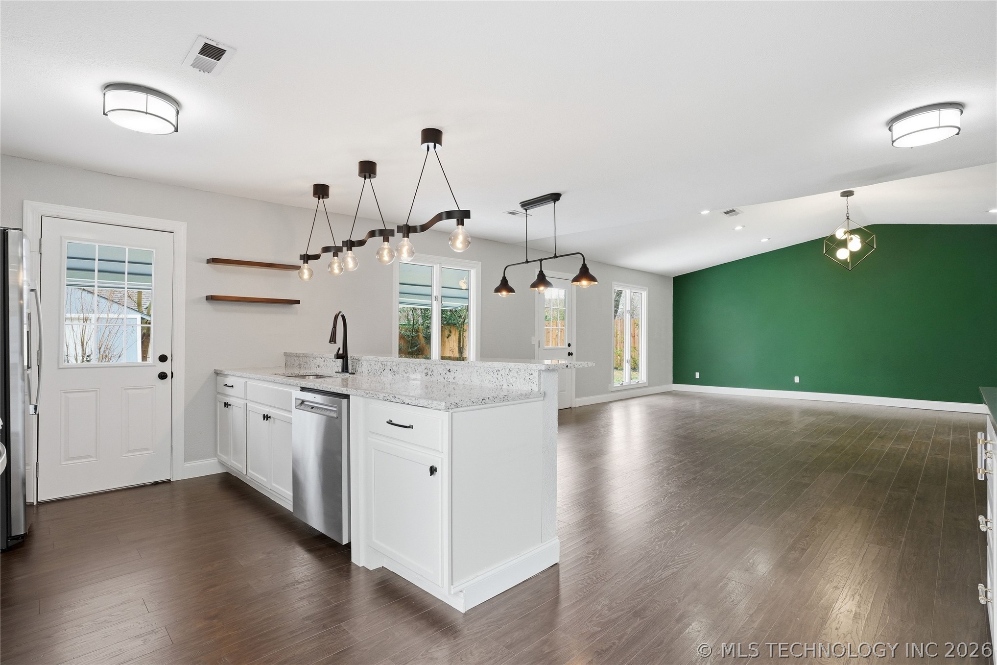 7805 S 70th Eastavenue Tulsa OK 74133