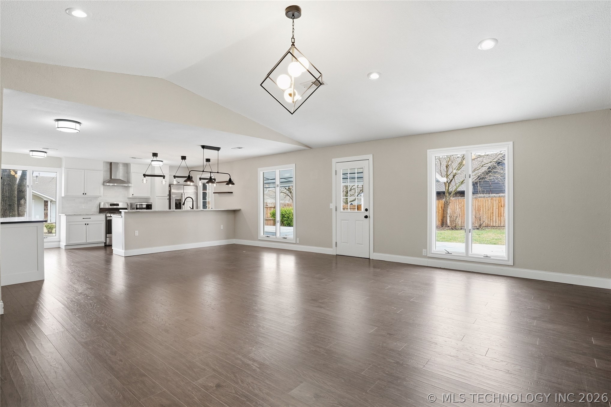 7805 S 70th Eastavenue Tulsa OK 74133