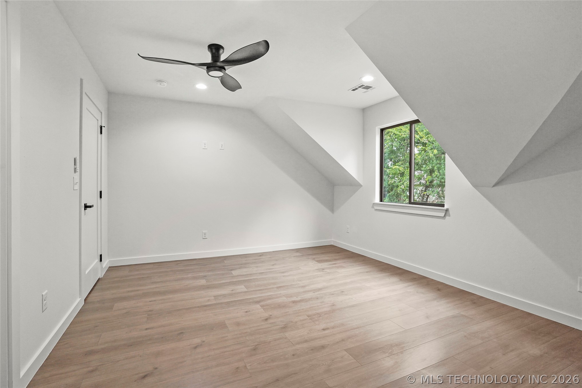 7923 E 26th Place Tulsa OK 74129