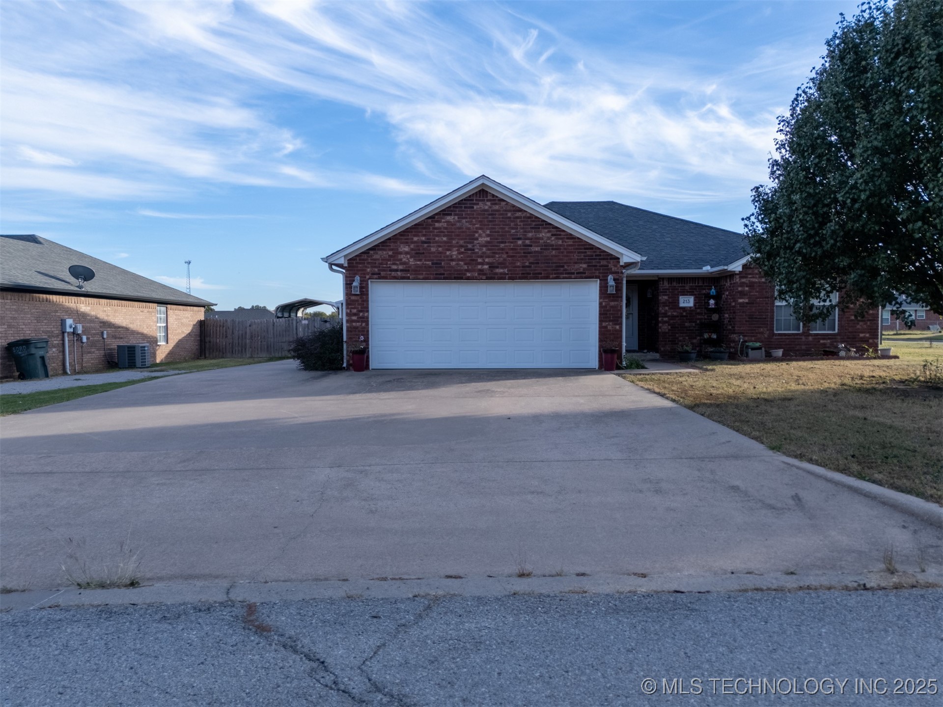 213 Laurel Street Lone Grove OK 73443