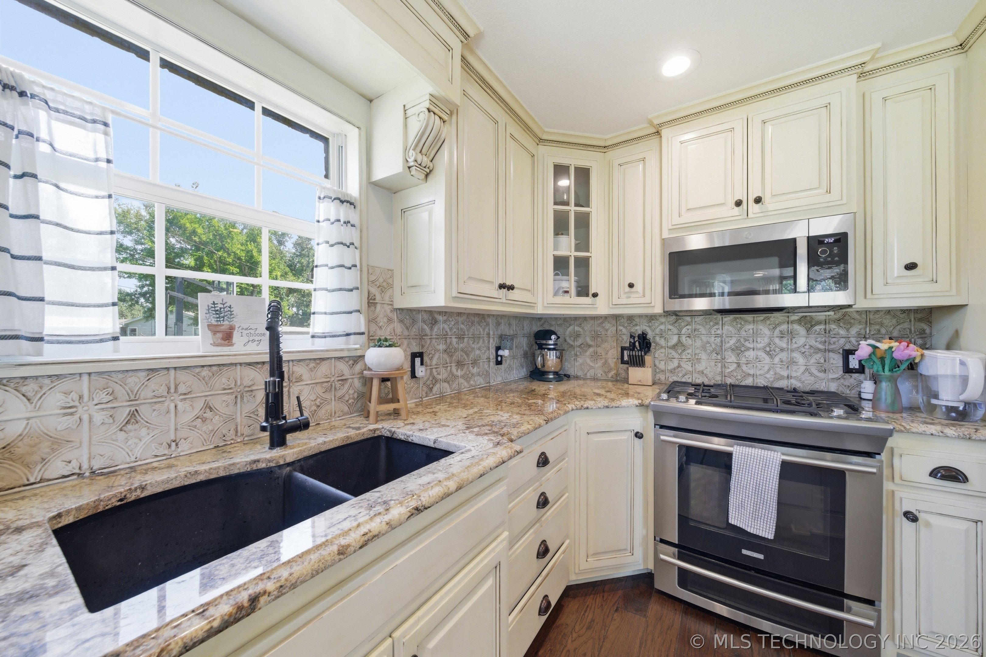 9215 E 156th Street N Collinsville OK 74021