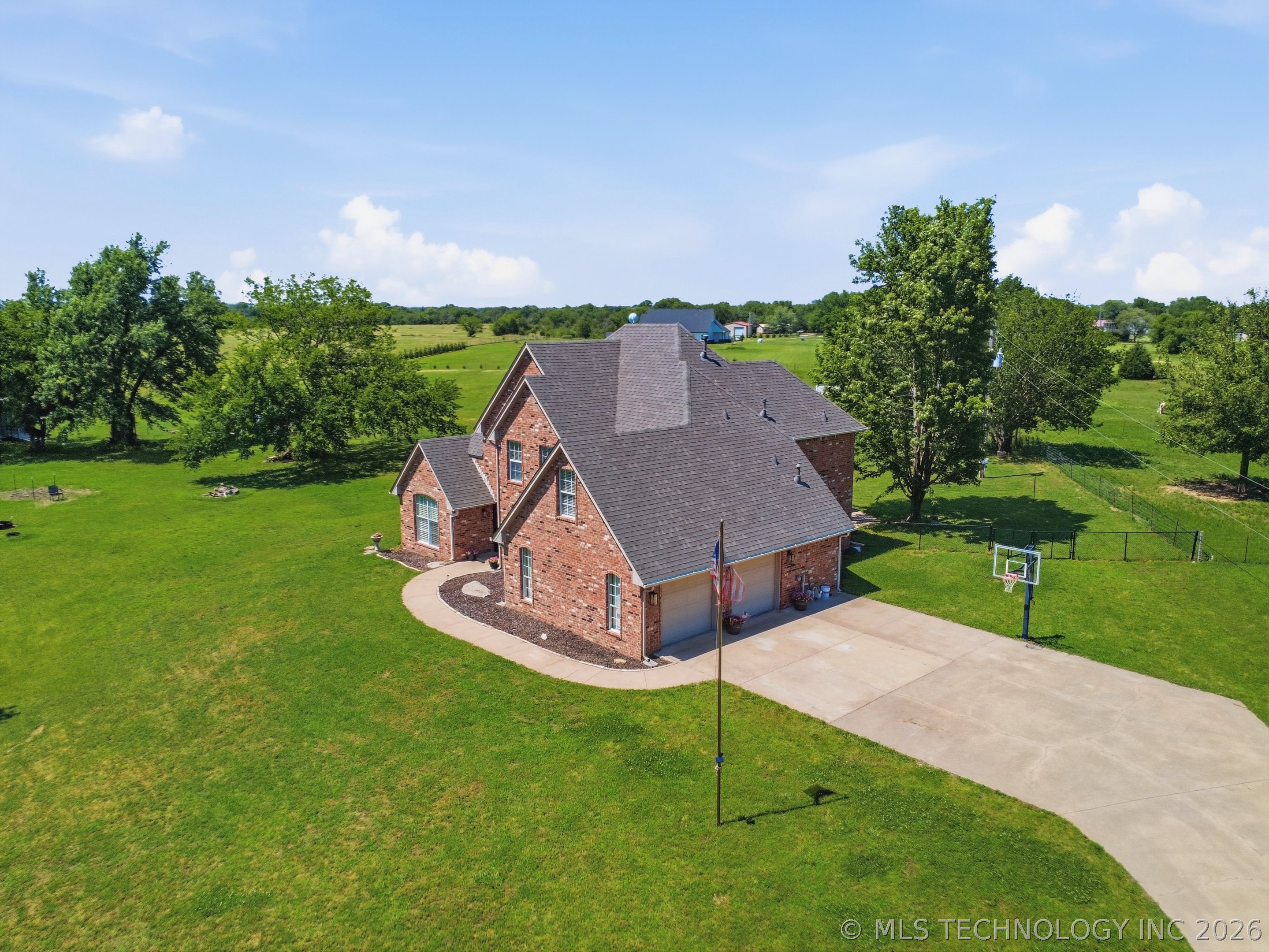 9215 E 156th Street N Collinsville OK 74021