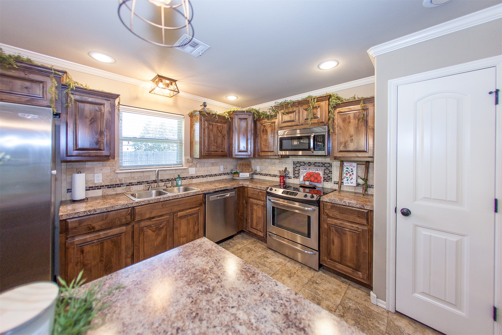 9165 E Pamela Road Claremore OK 74019
