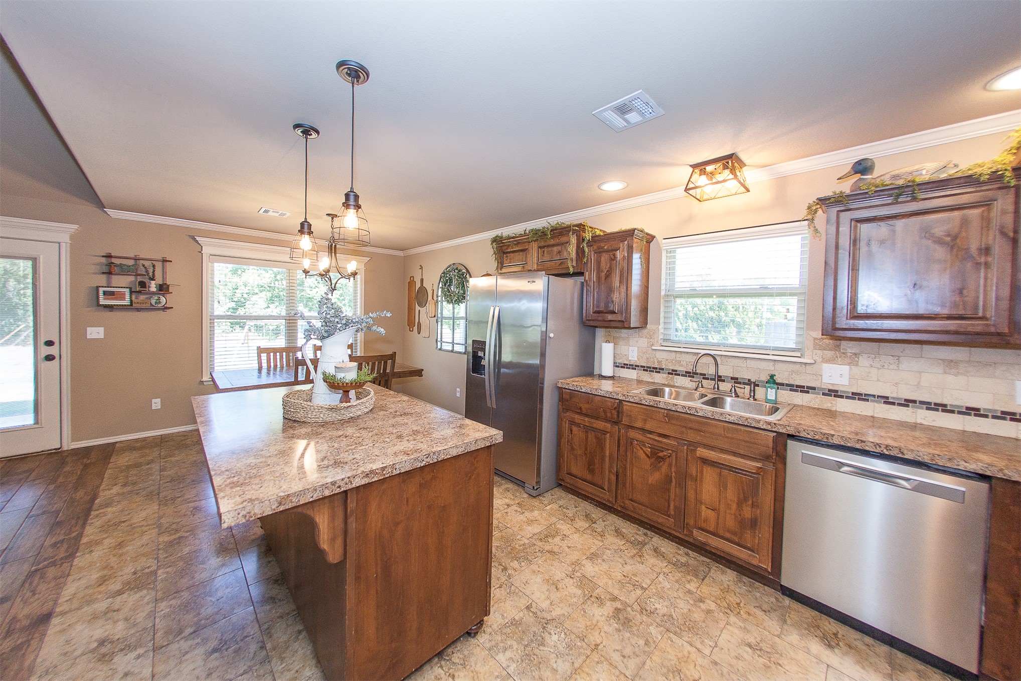9165 E Pamela Road Claremore OK 74019
