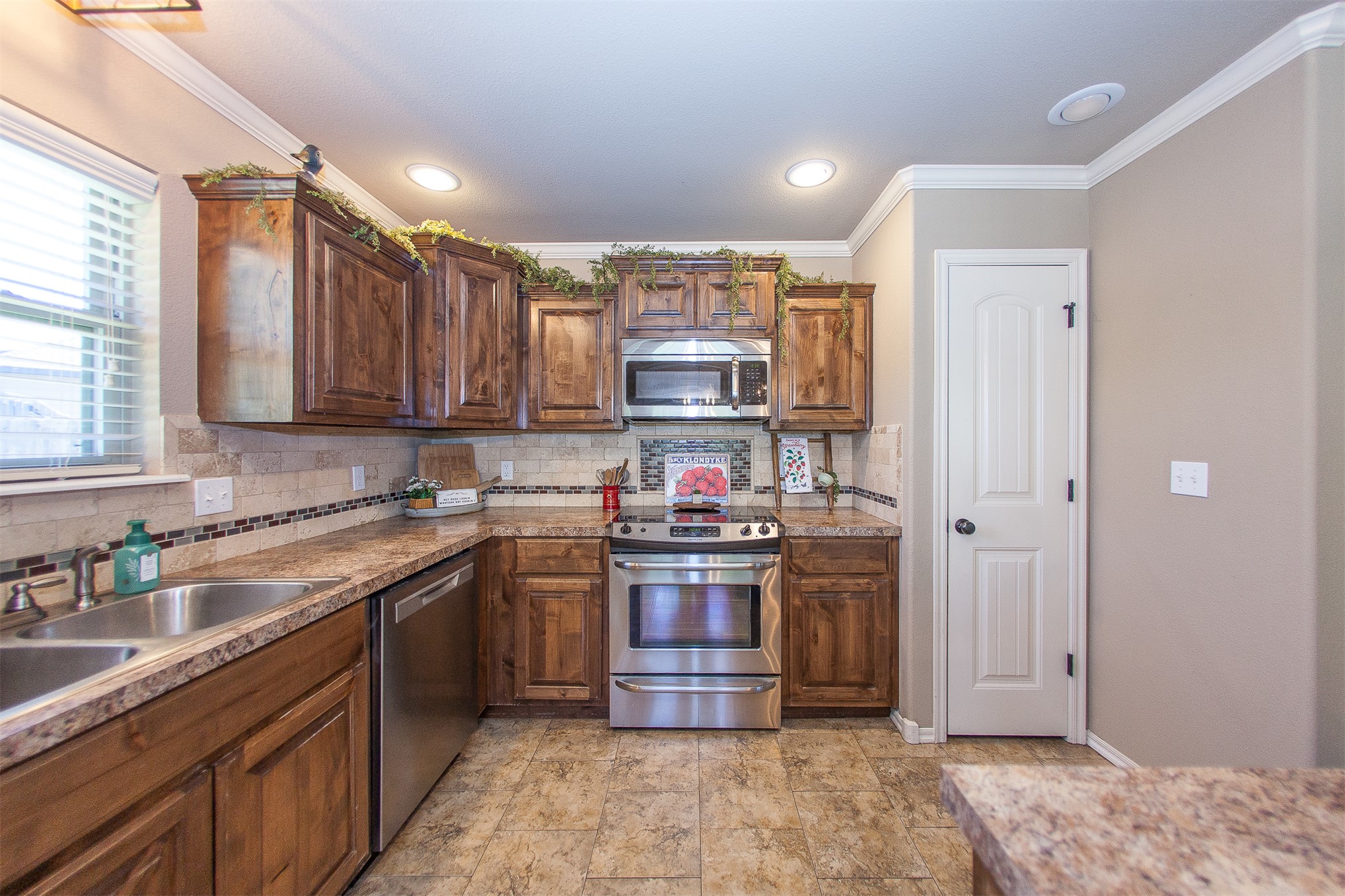 9165 E Pamela Road Claremore OK 74019