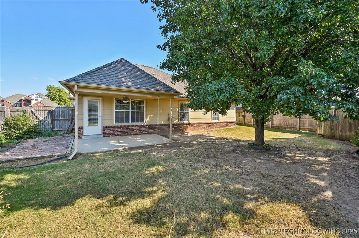 2000 N 6th Street Broken Arrow OK 74012