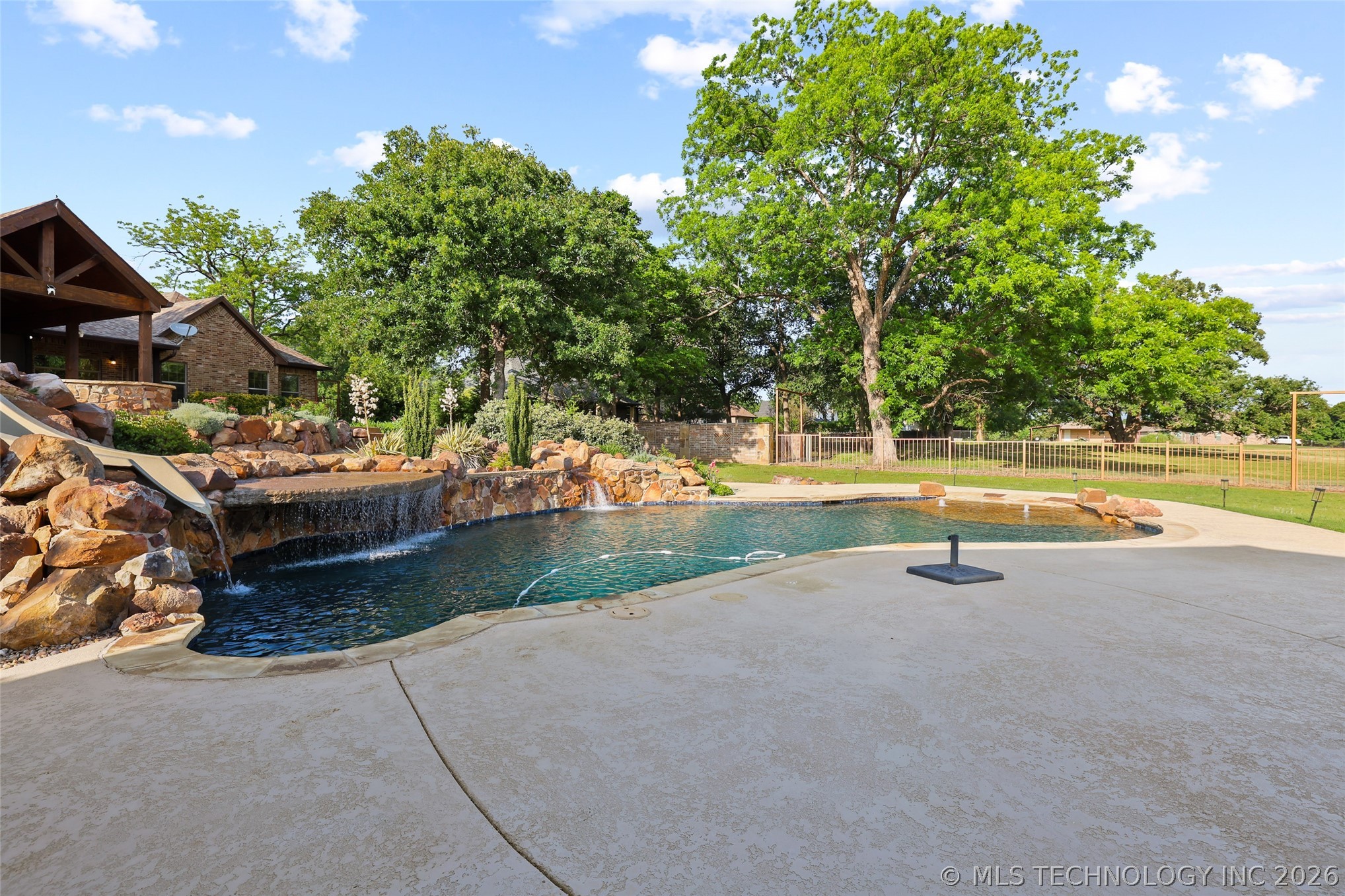 32 Wilderness S Calera OK 74730