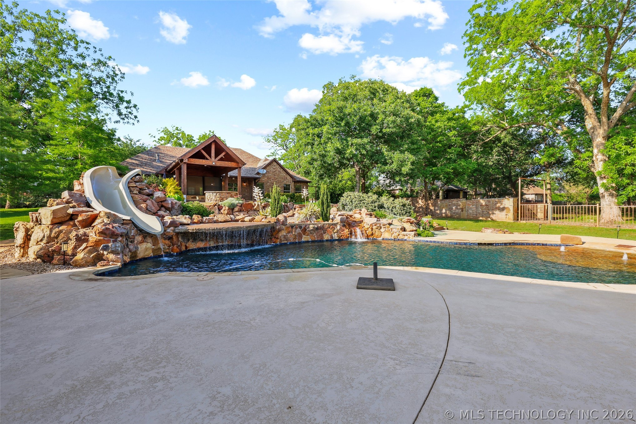 32 Wilderness S Calera OK 74730