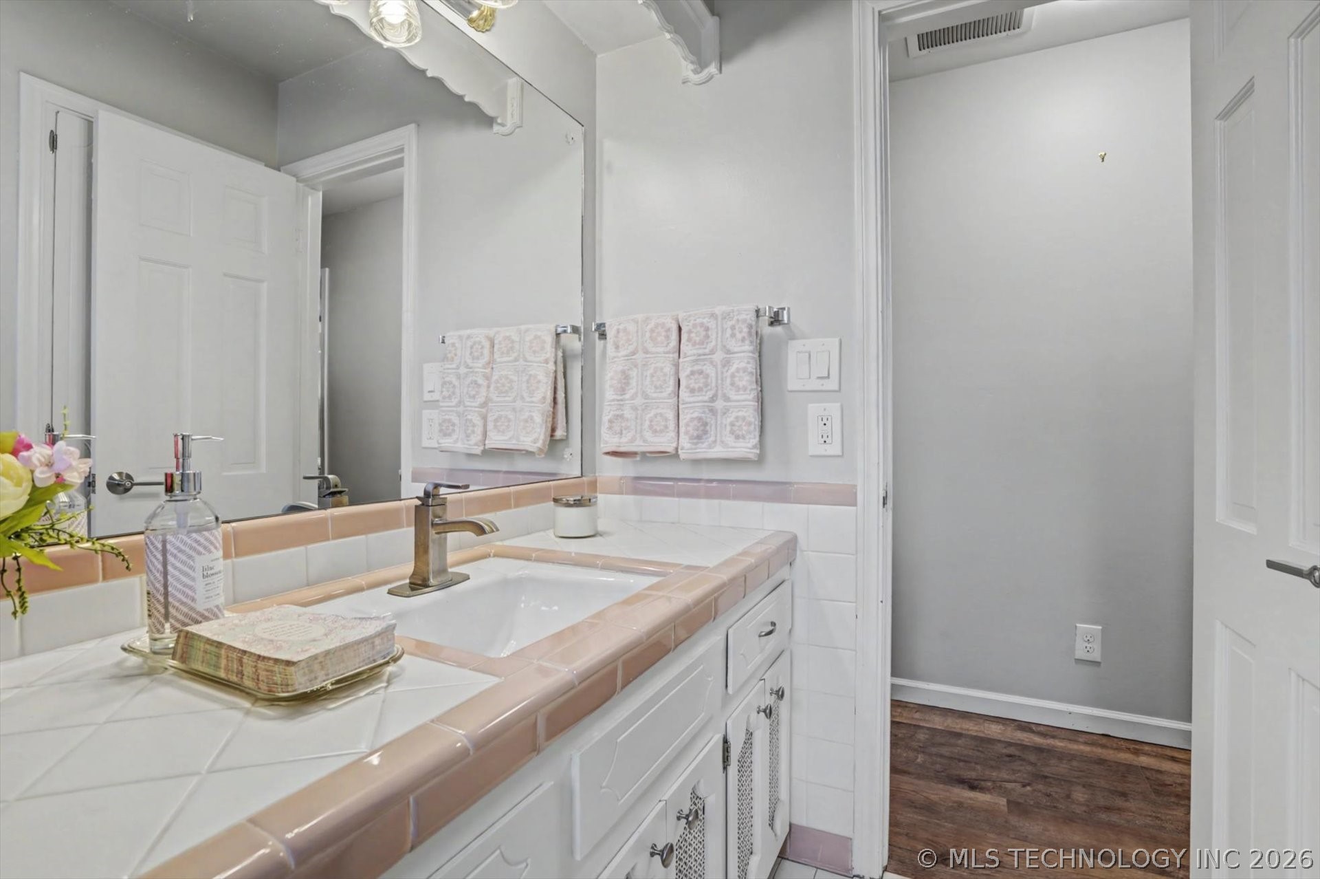 5021 S Irvington Place Tulsa OK 74135