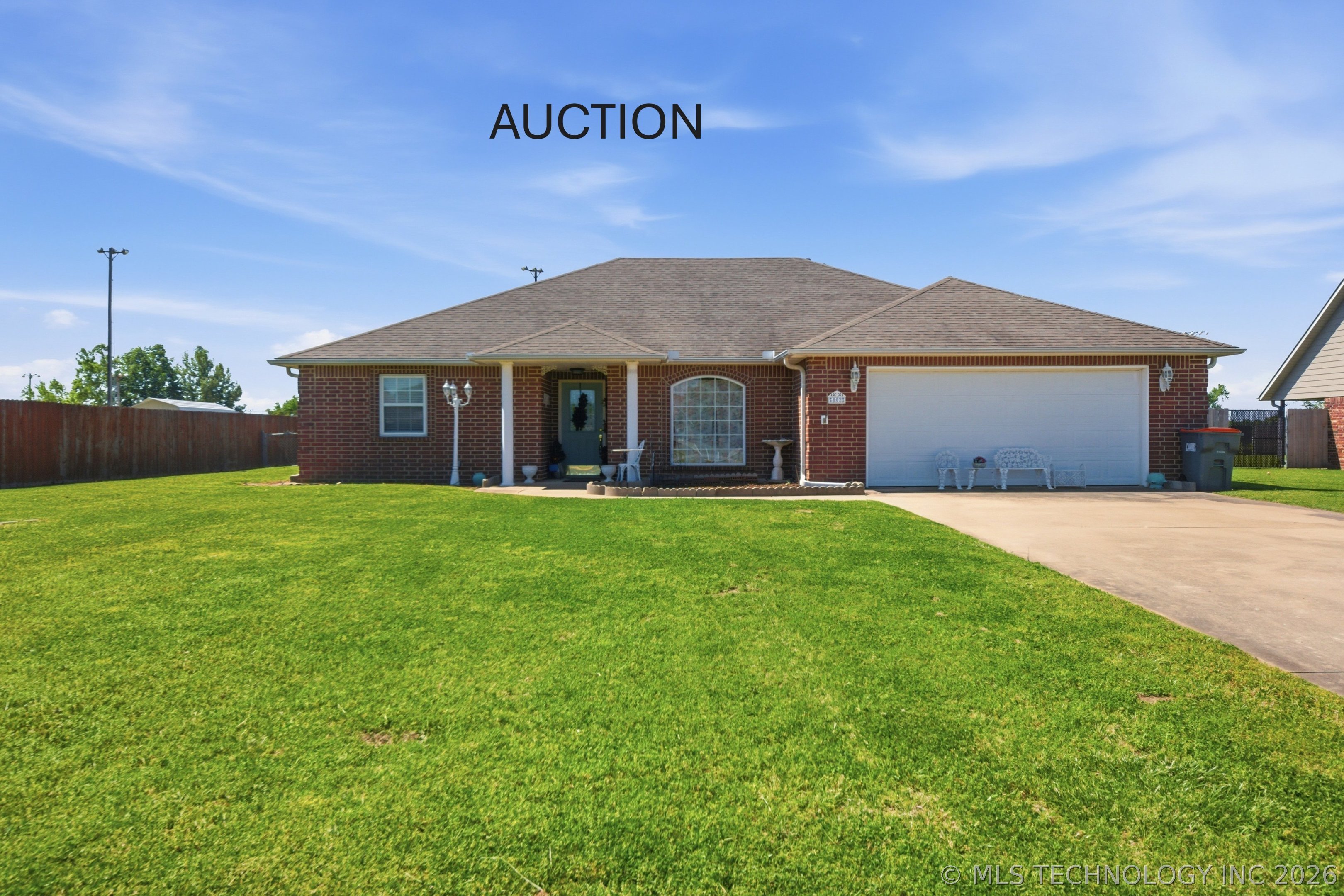 802 E 10th Terrace Grove OK 74344