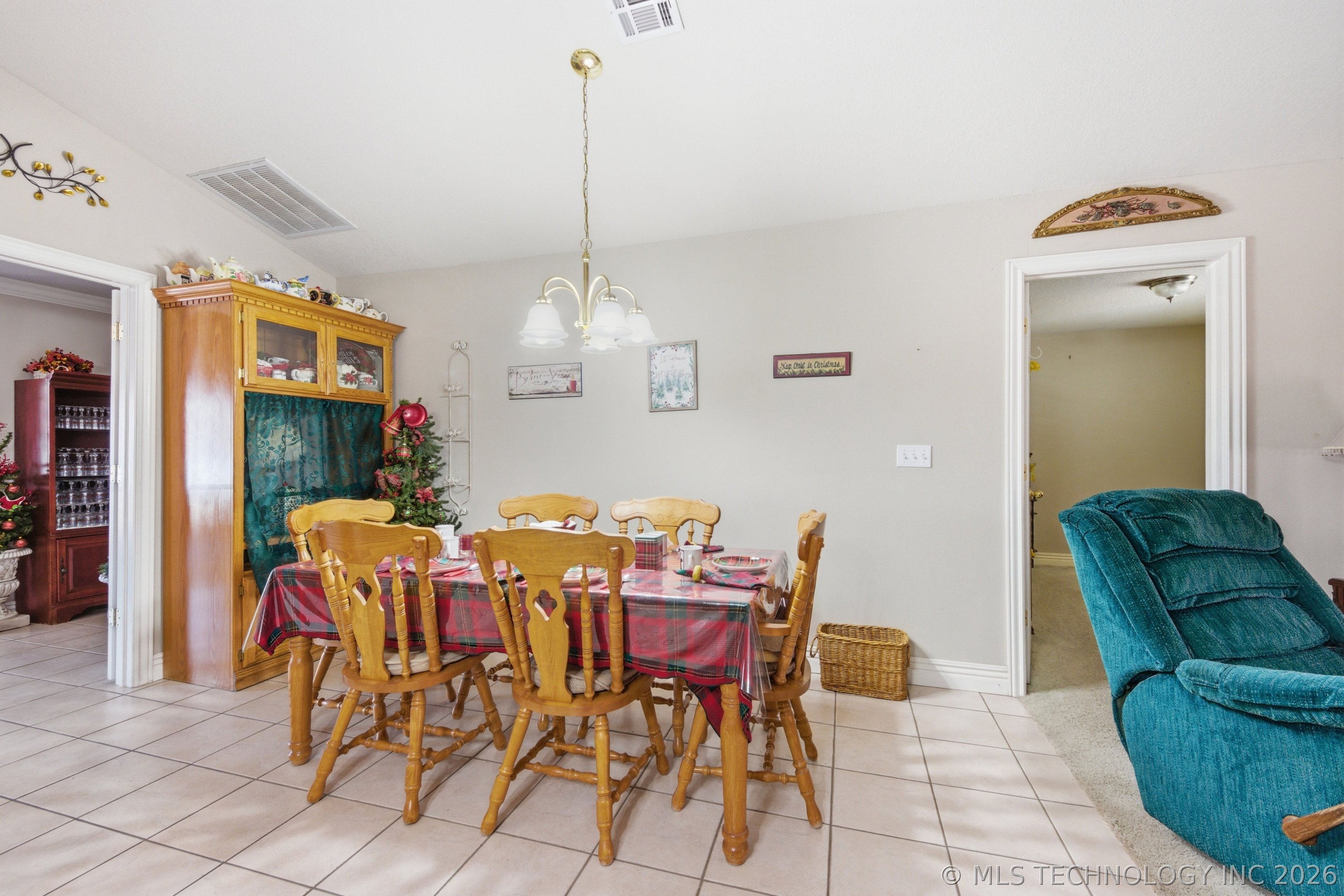 802 E 10th Terrace Grove OK 74344