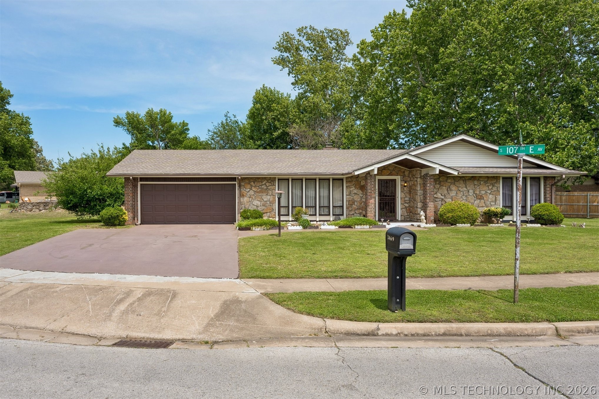2469 S 107th Avenue Tulsa OK 74129