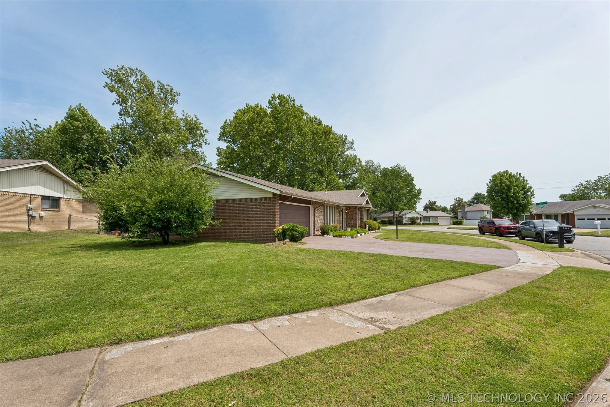 2469 S 107th Avenue Tulsa OK 74129