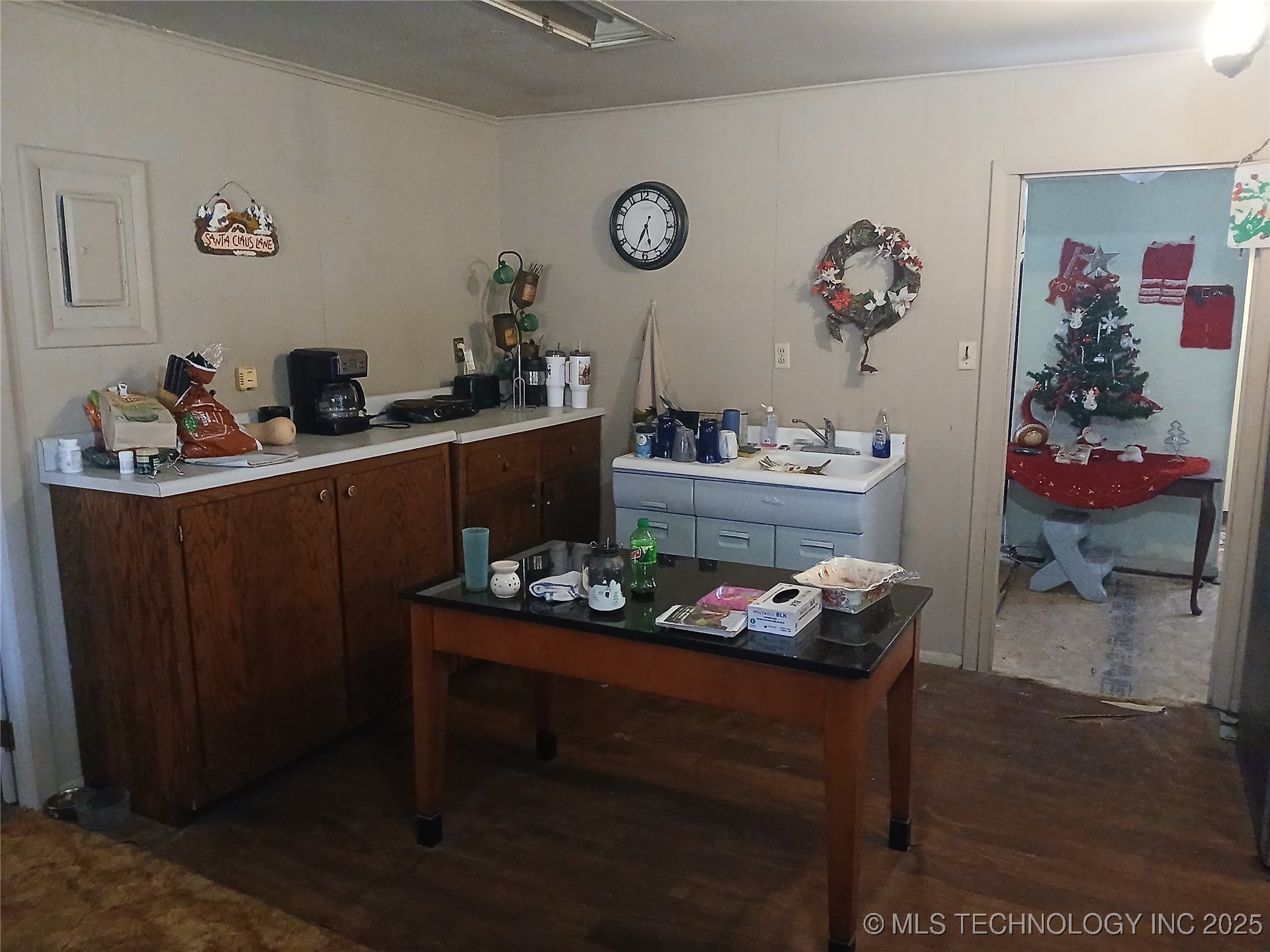 20 Gaines Creek Hideaway S Eufaula OK 74432
