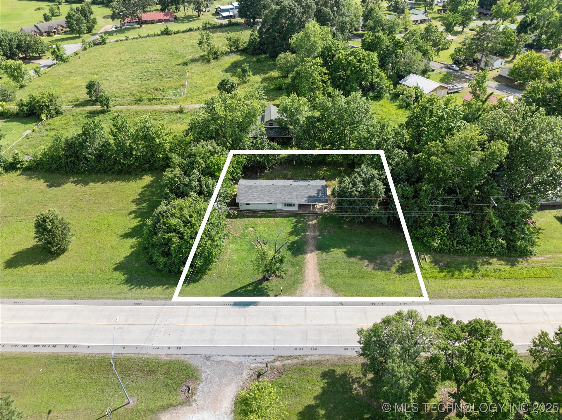 607 E Schley Street Vian OK 74962
